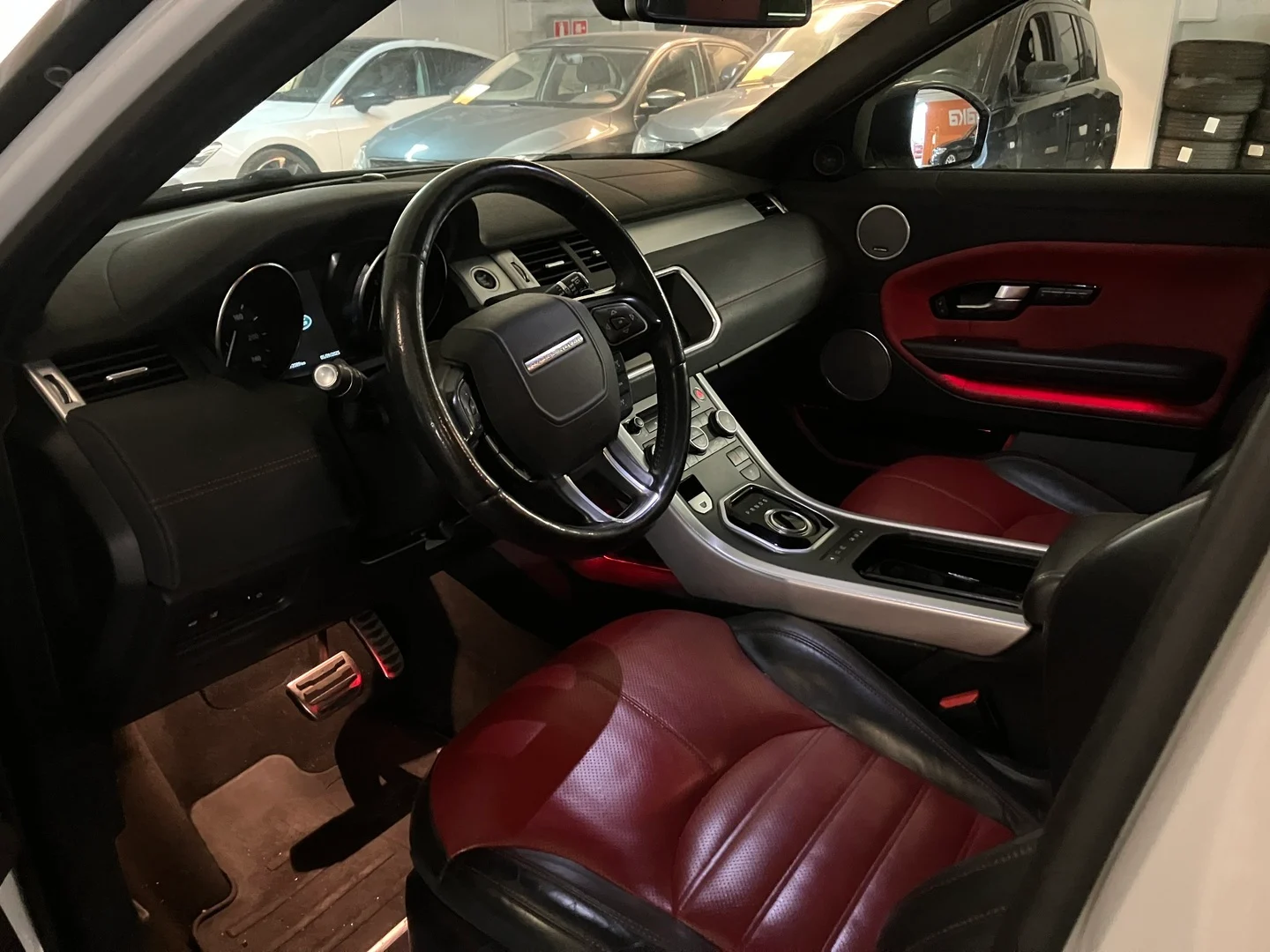 Car Image - 6MqWVA5iR6PfccWUN5Q4rP