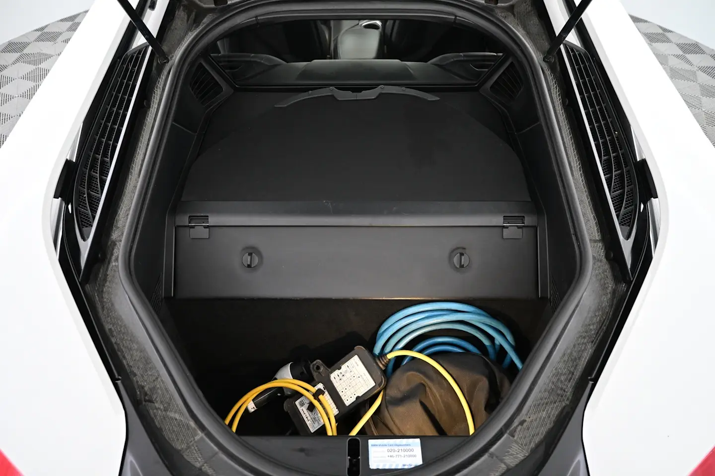 Car Image - 6yCtqa79GfwoE7q1RQRVT2