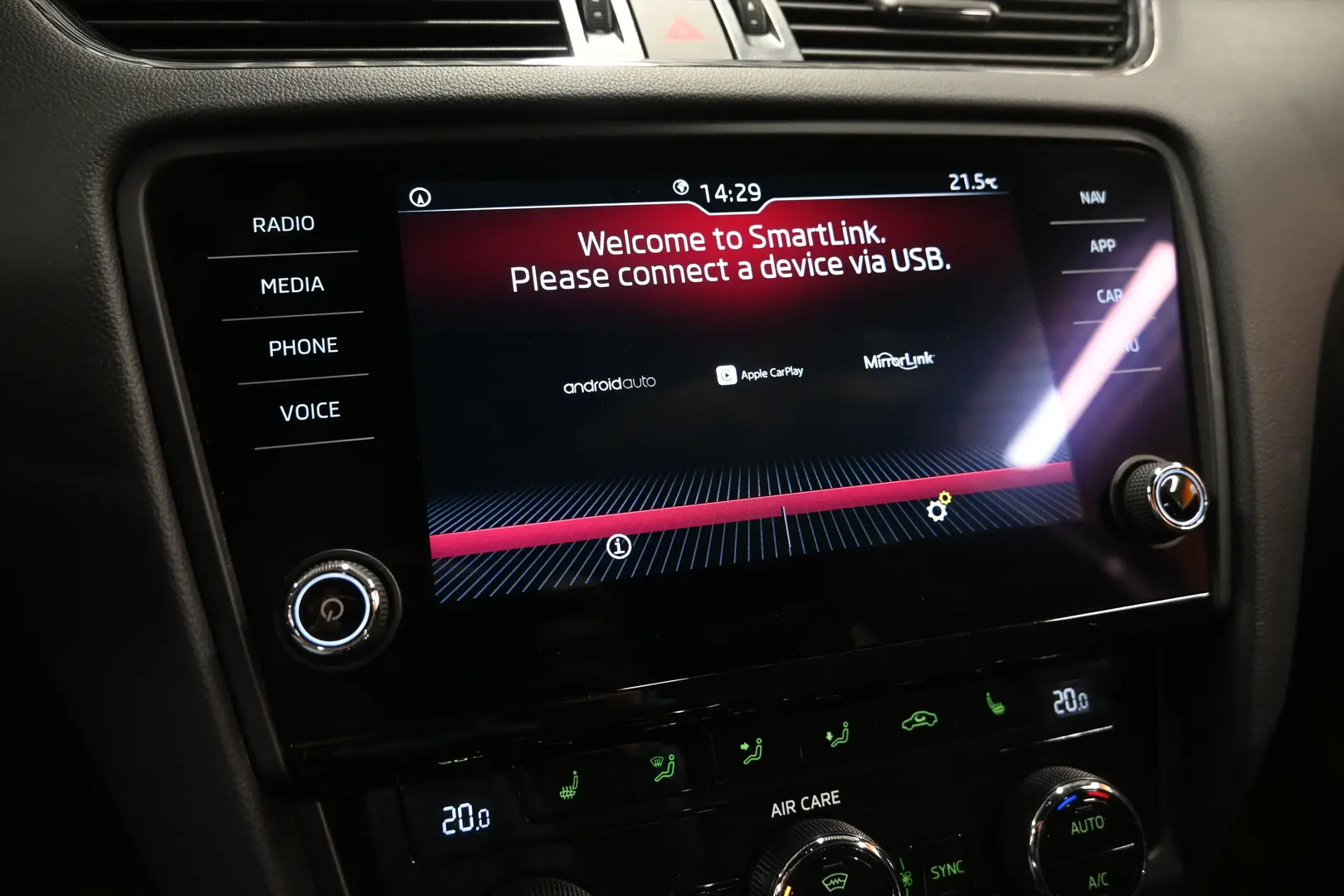 Car Image - 6Y2Ra4dwqqwawW1FA7KN50