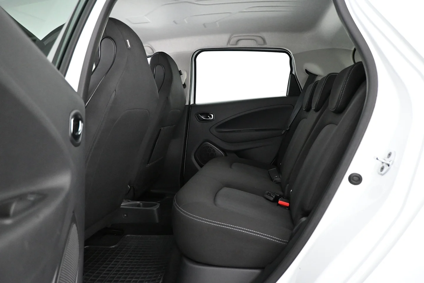 Car Image - 5yCIeAtM6NtqKPCnIhtNA6
