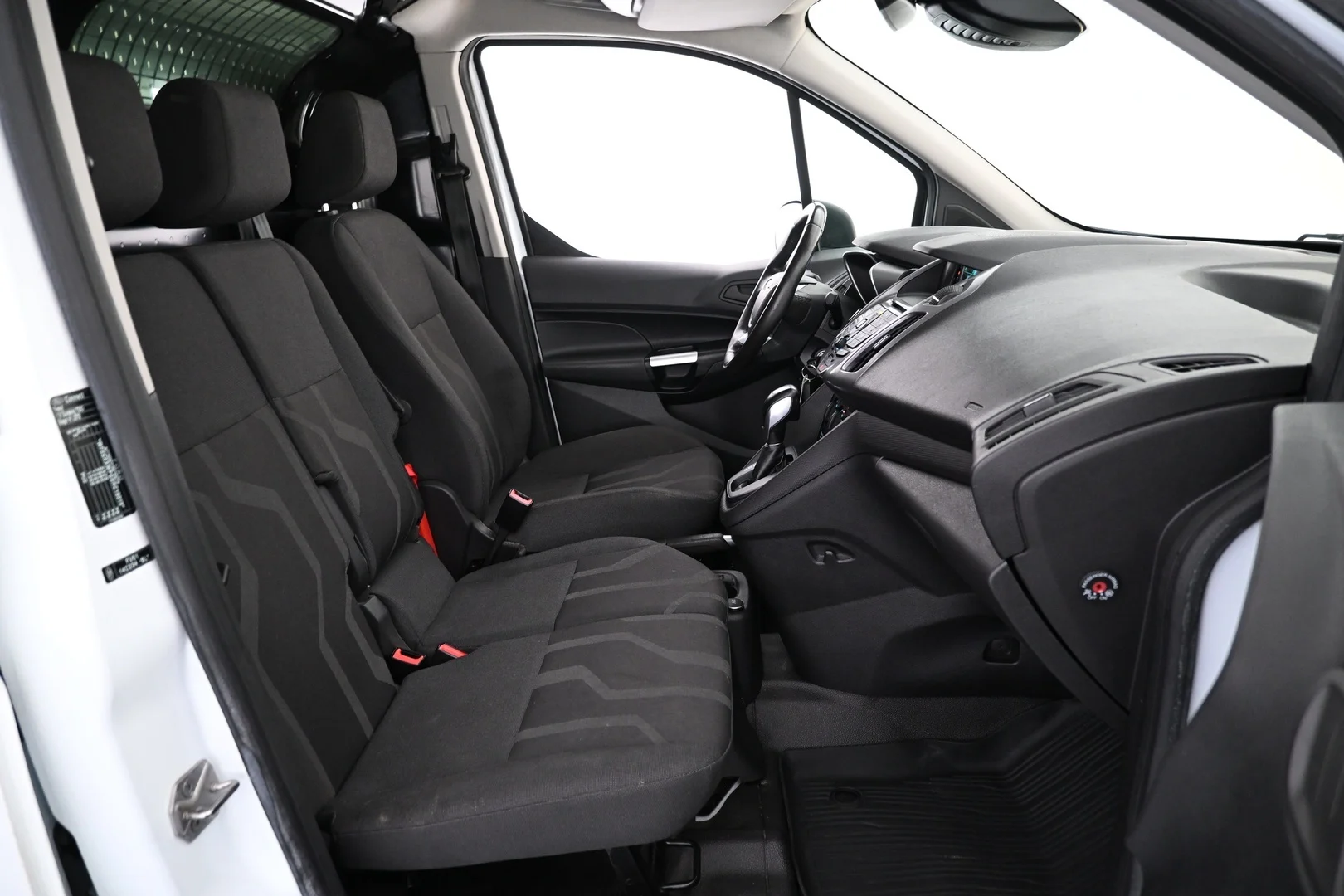Car Image - 25MYmKs5G9LjYUH7c9zzbA