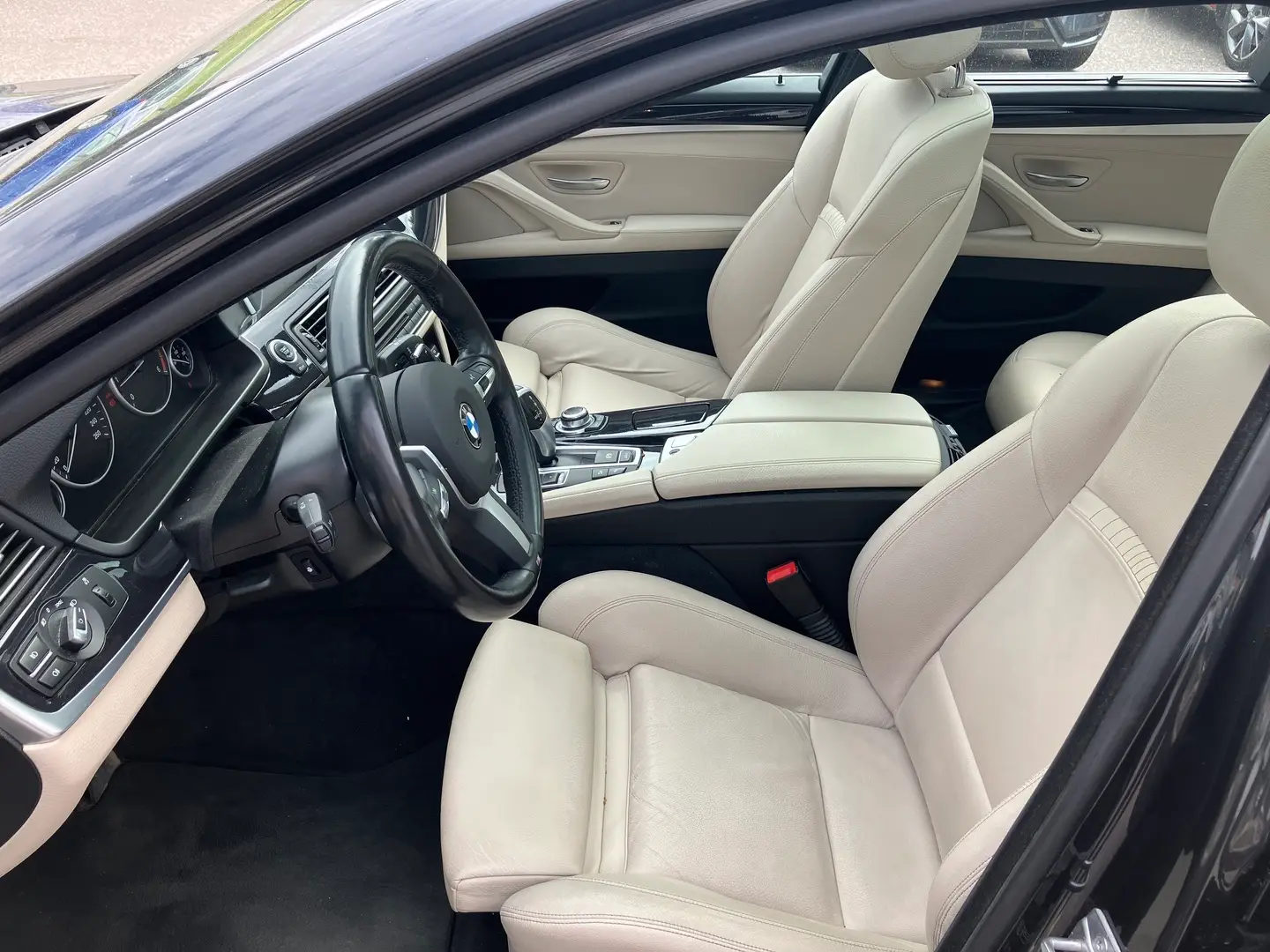 Car Image - 3PWFnGQ8r1iK4Rg4i2gtVL