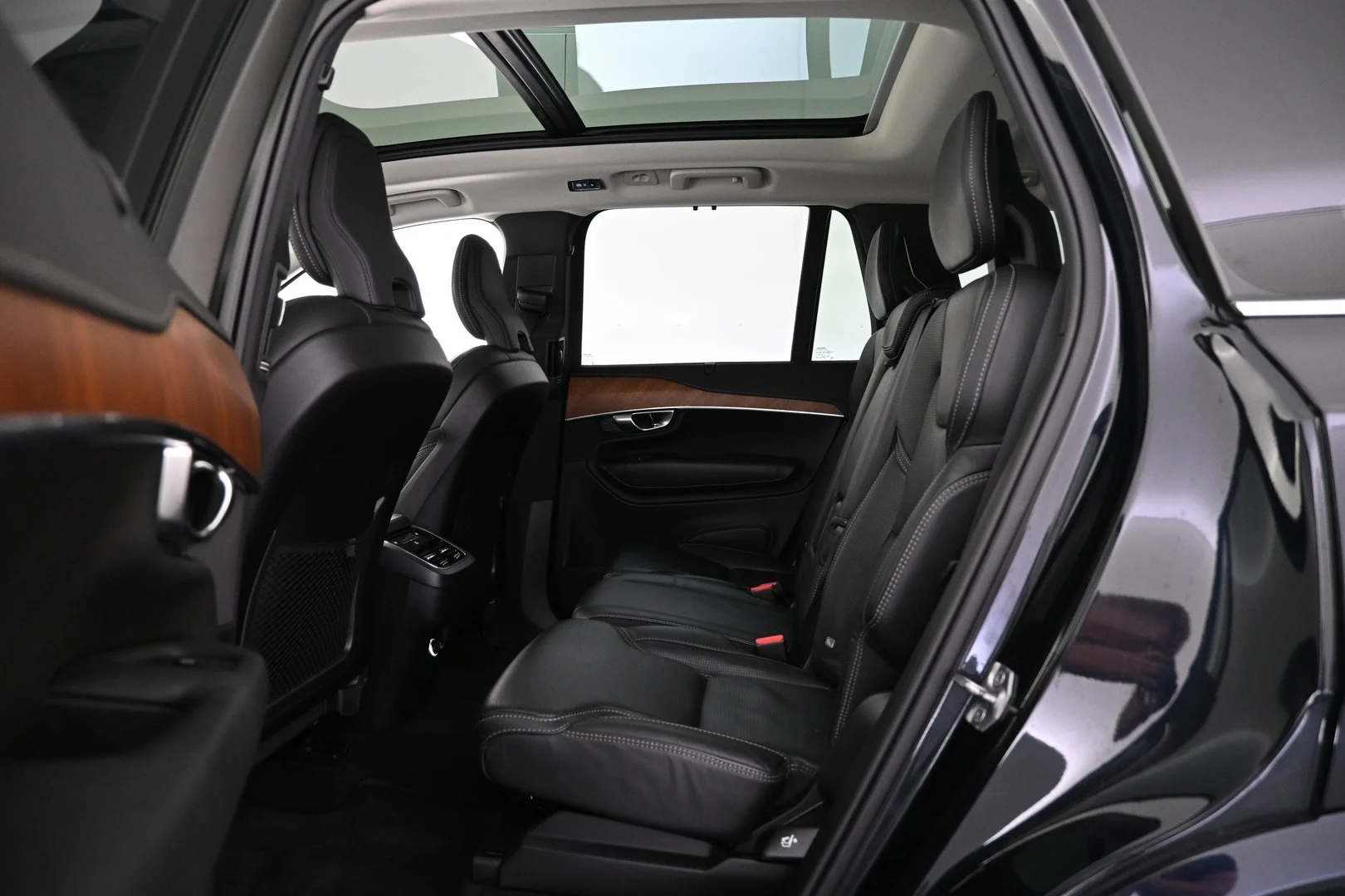 Car Image - 27VyZ0FfD9hi2jwdokWIxw