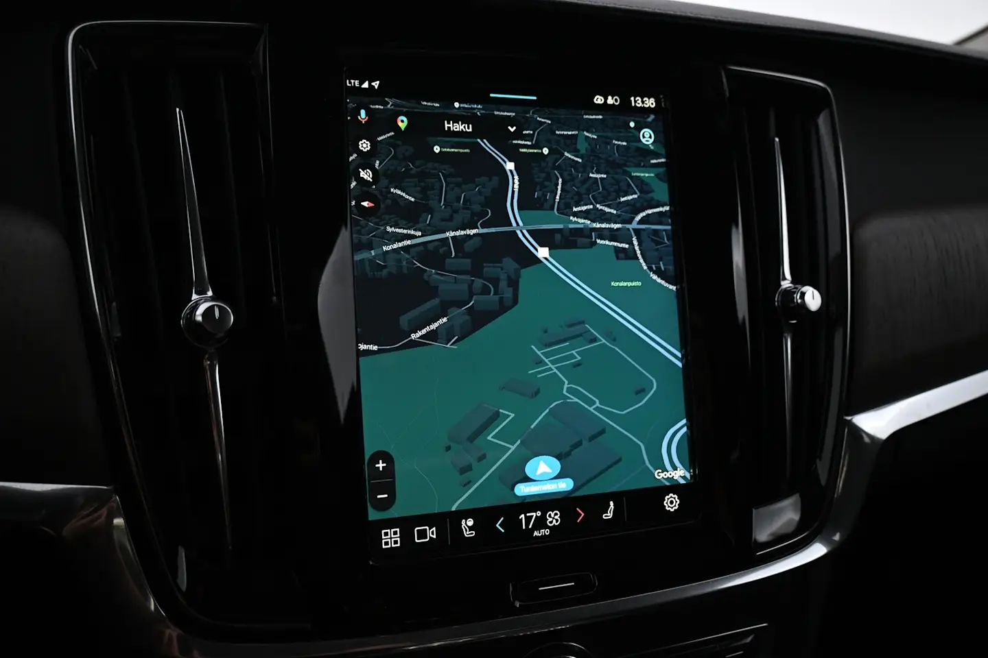Car Image - 4xaQBJMt9sqErWu7xChVJl