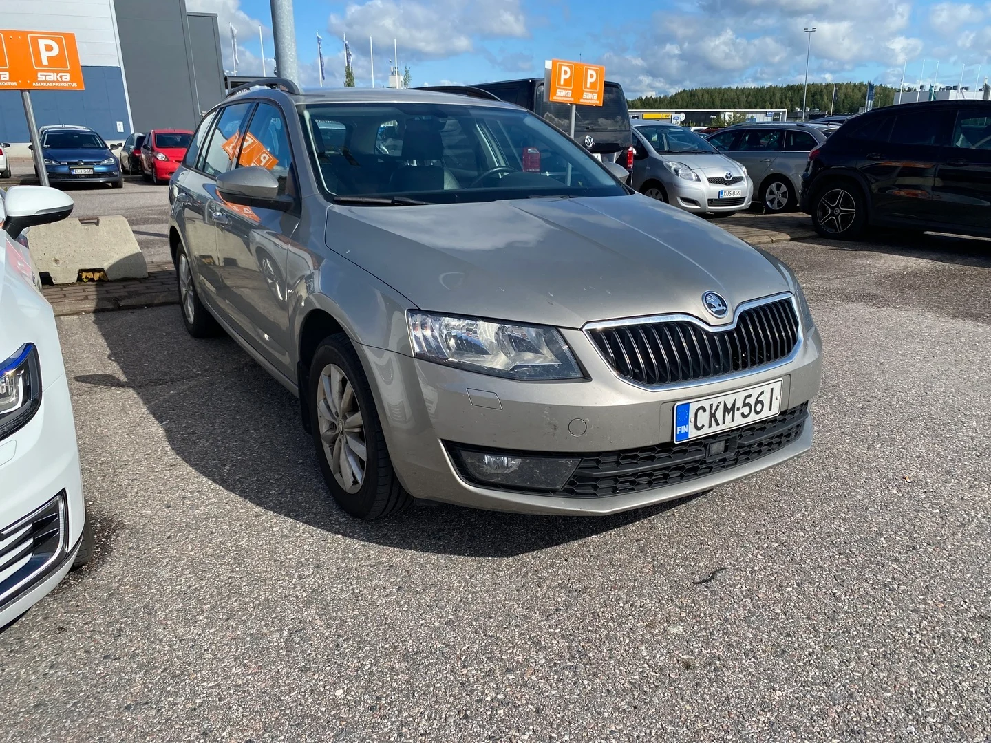 Car Image - MvOySHTVzEXavXrdJrjCp