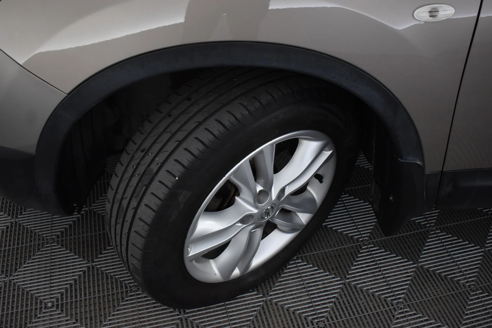 Car Image - 66tzc0wy74QrLqtQsrzQvo