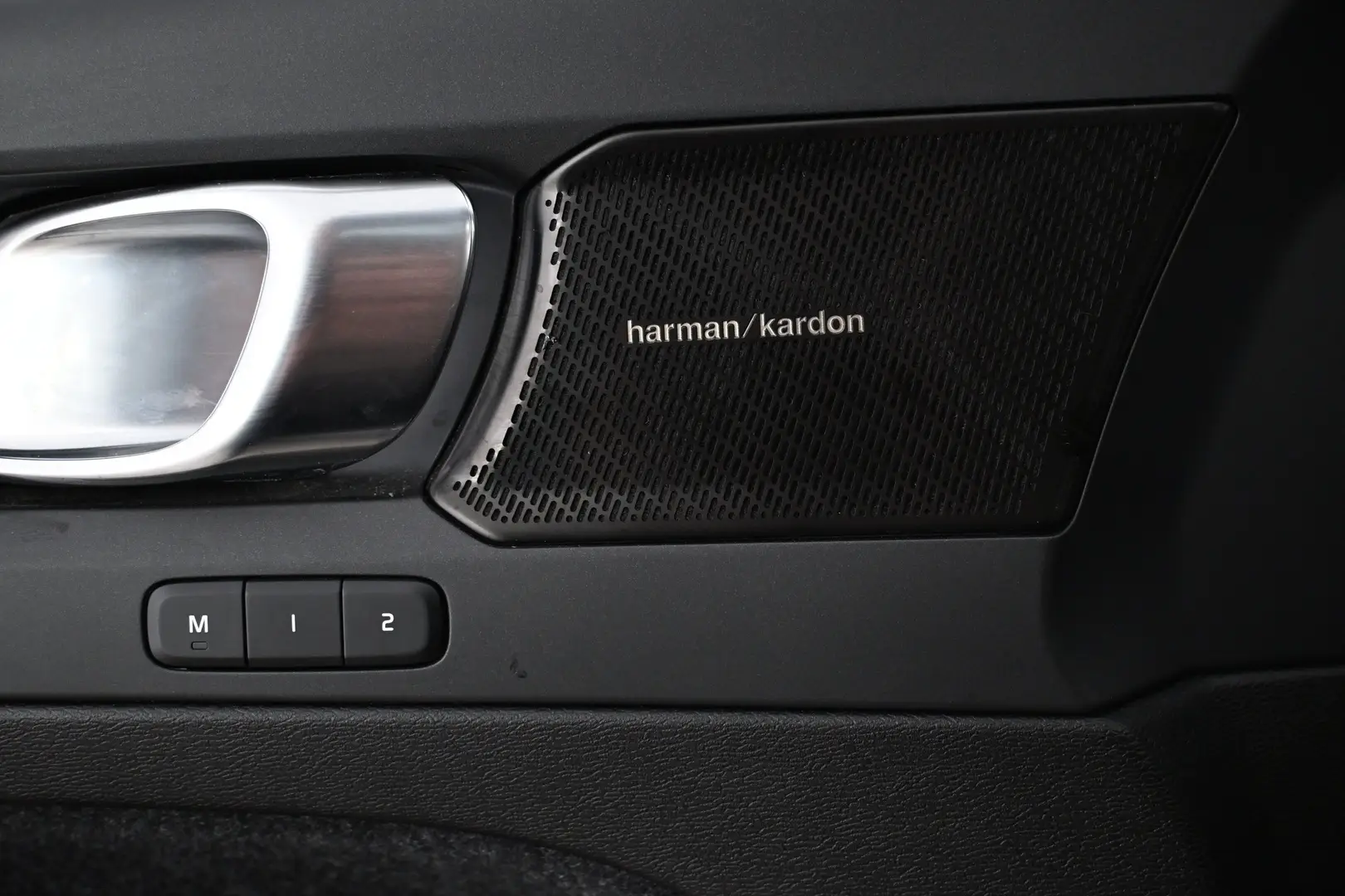 Car Image - 6YXnbaEswxtyQ6jQyCPNtD