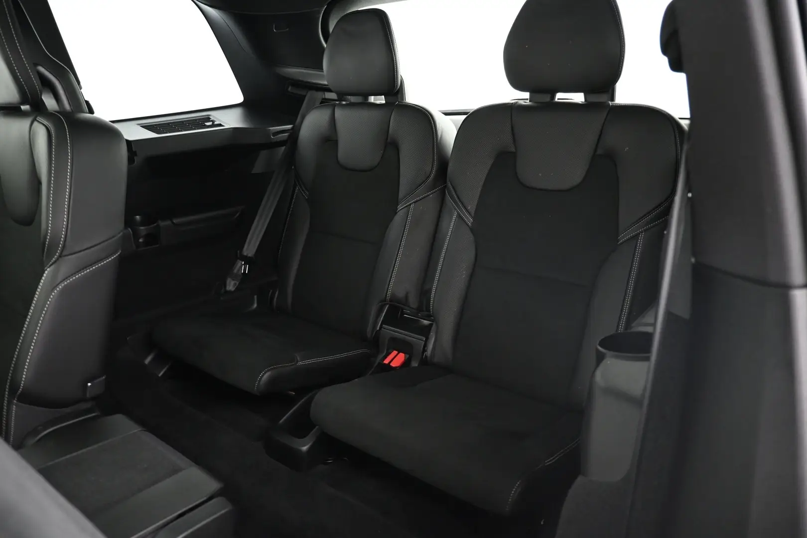 Car Image - 4qWSOcHGWjd0ZGl5AxfMd6
