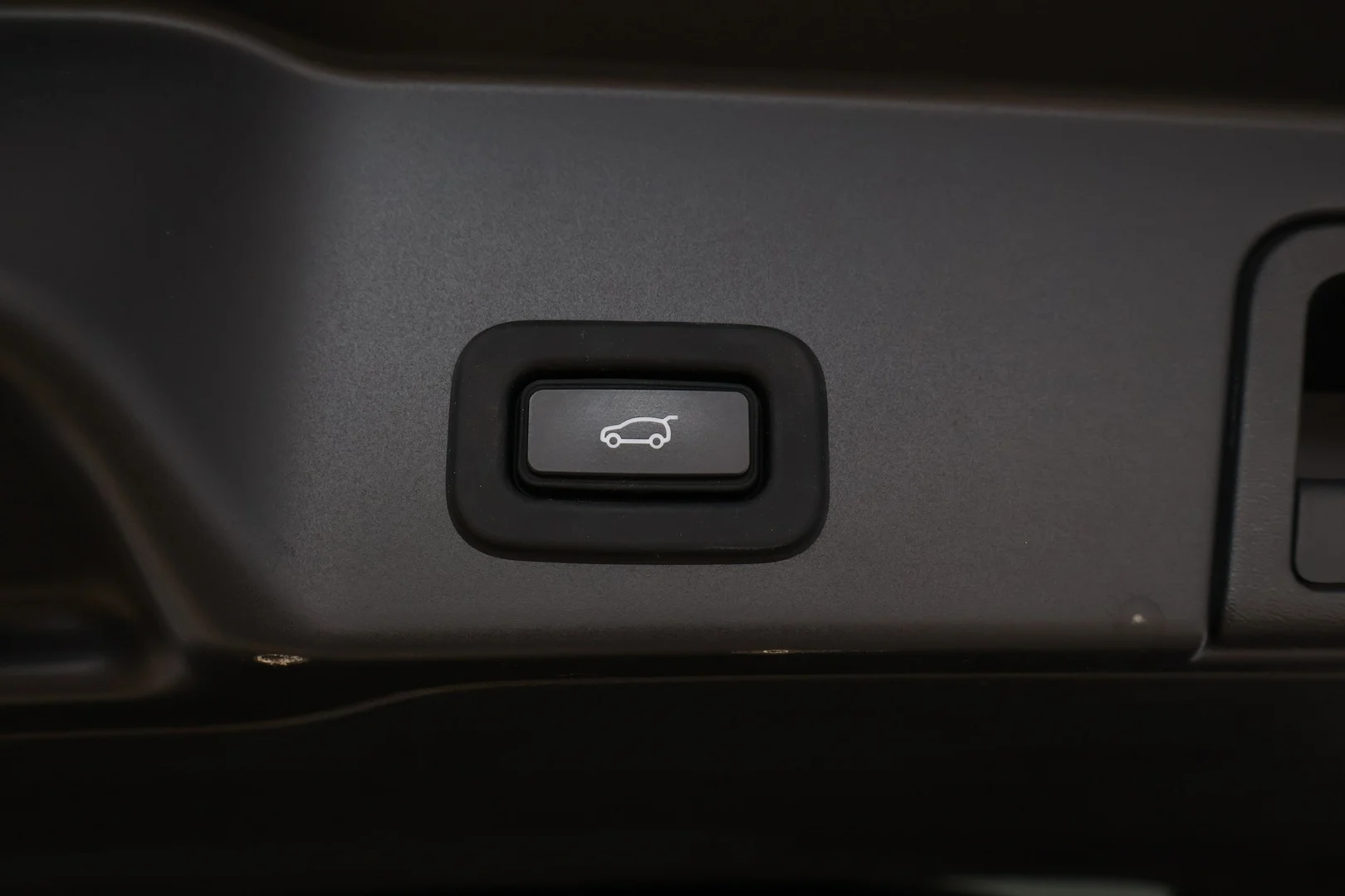 Car Image - 5noXvdajlMxirUQALlQyBb