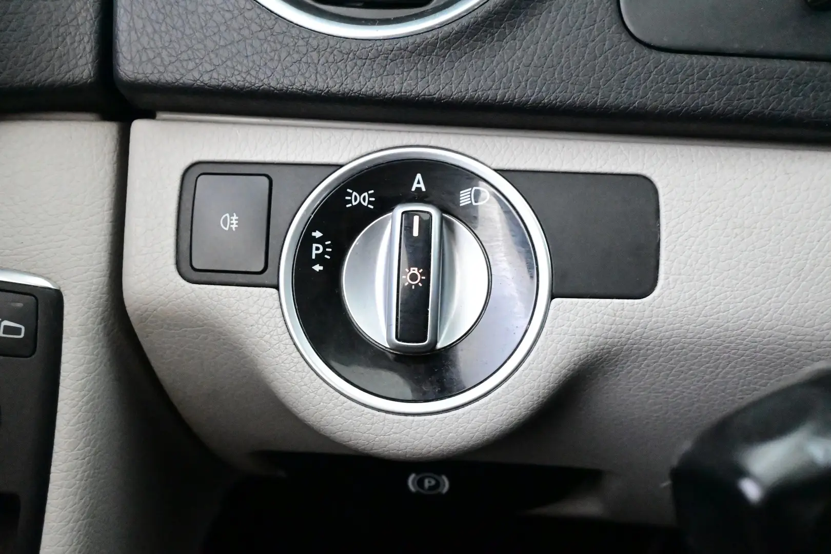 Car Image - 4akd8dqgzXy9COHV6QAsP6