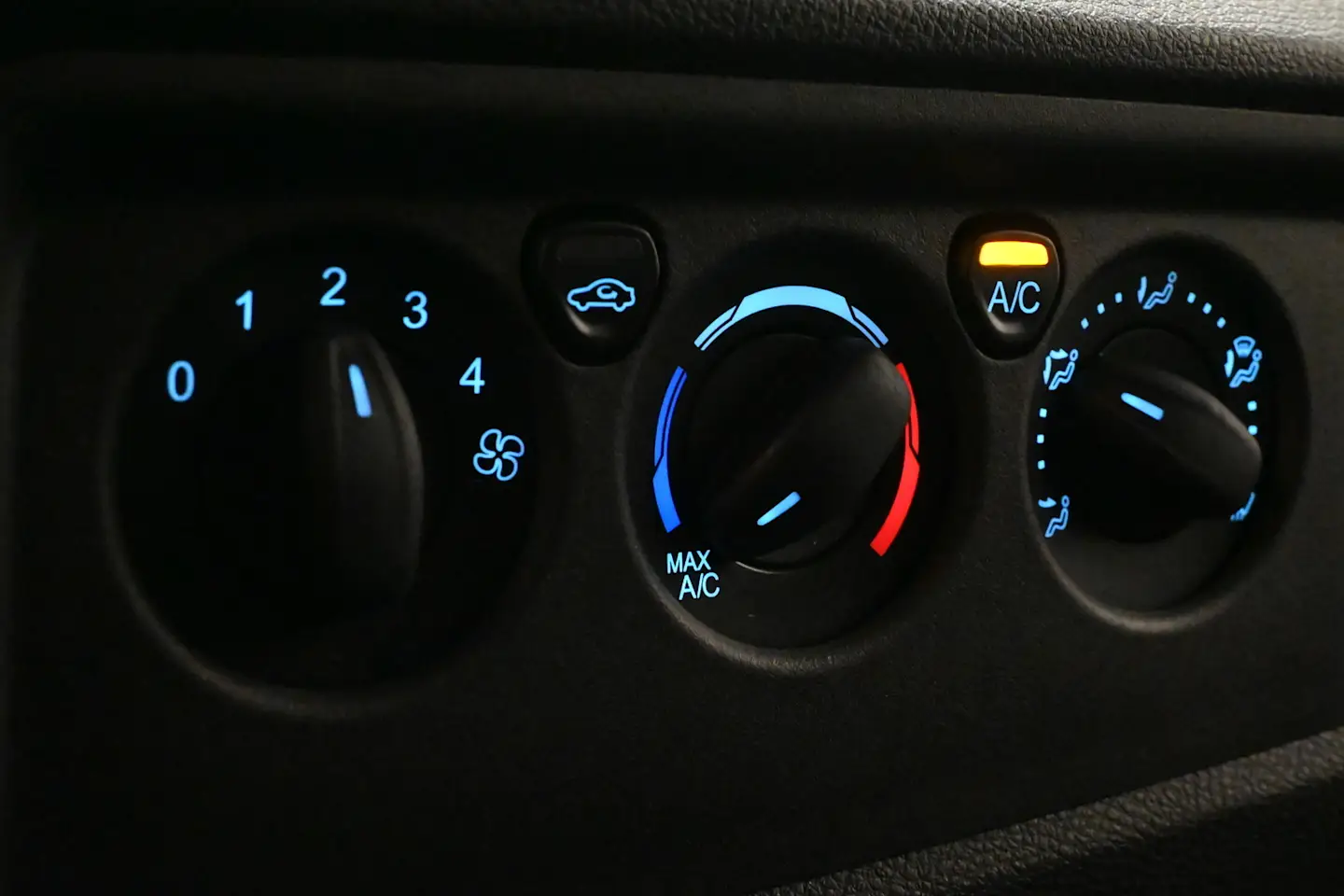 Car Image - F5h7l6V9IWuVzZnYklFFz