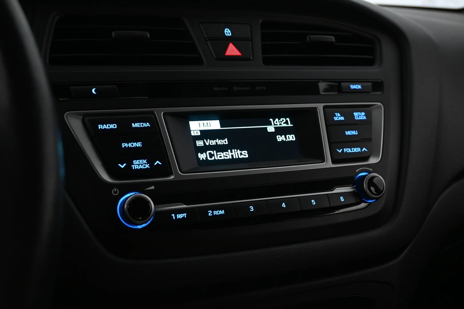 Car Image - 6q1ZojmoIPSLsVUOR7S7qj