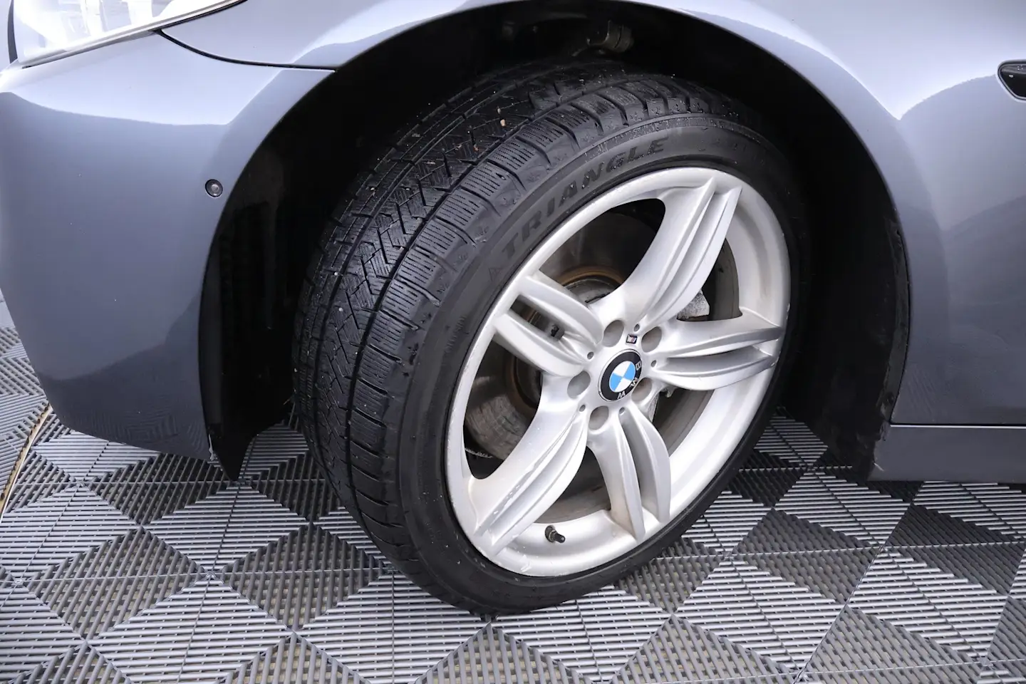 Car Image - 4ADxpjE6s96v1gNDWMPL08
