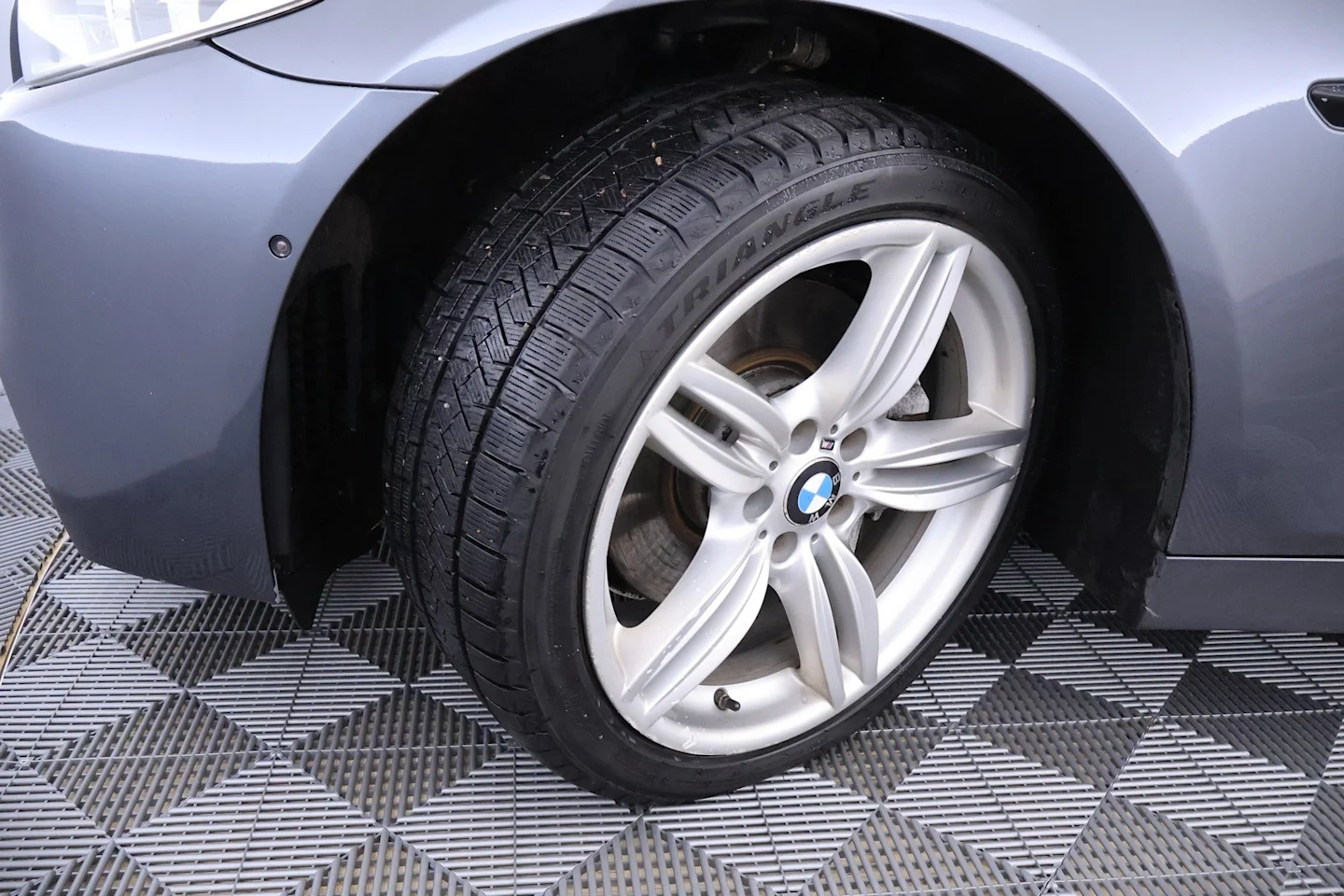 Car Image - 4ADxpjE6s96v1gNDWMPL08
