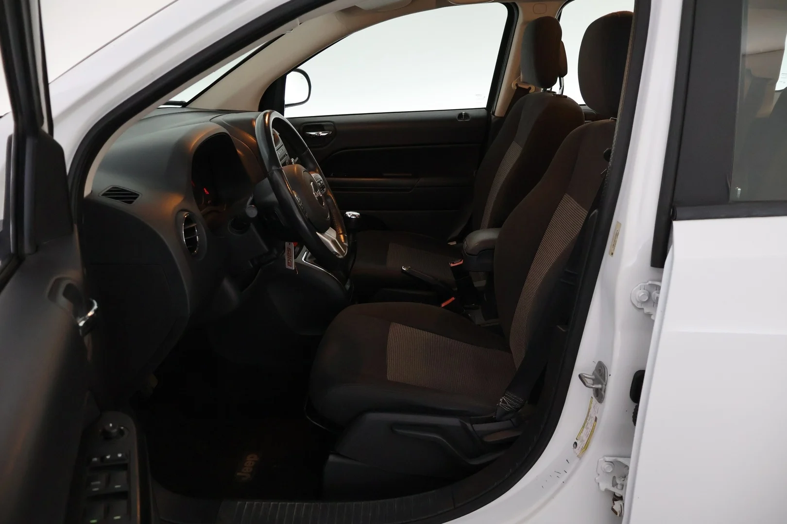 Car Image - 2RHG1rD3s6A6uGULA0CiRo