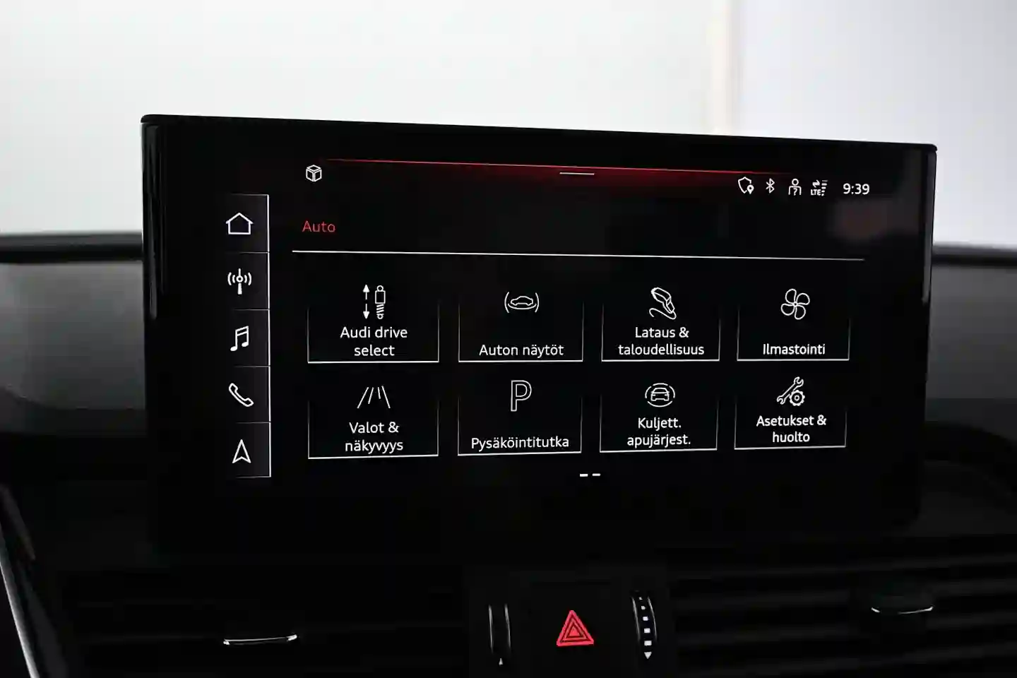 Car Image - 27QmQ9zfGBD6VHxK5mPBhl