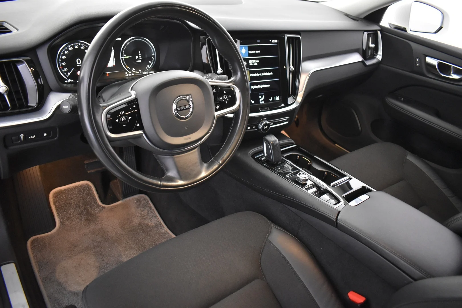 Car Image - 5zwhl3zD3qGCkoJwvym6DA