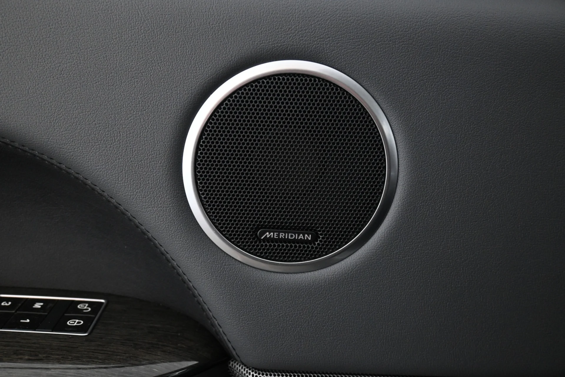 Car Image - 11xCJnMHxqJiqpC3tZdt40