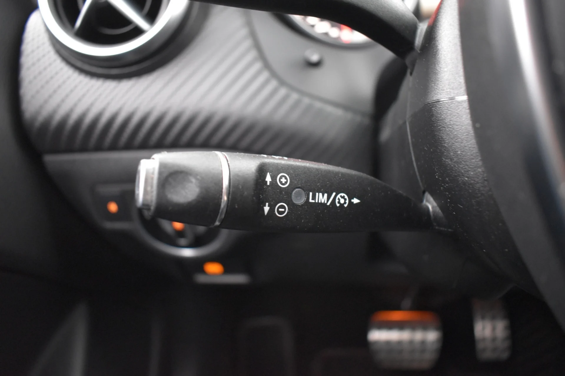 Car Image - 5TwInnuepb1KtNCkUn4YGE