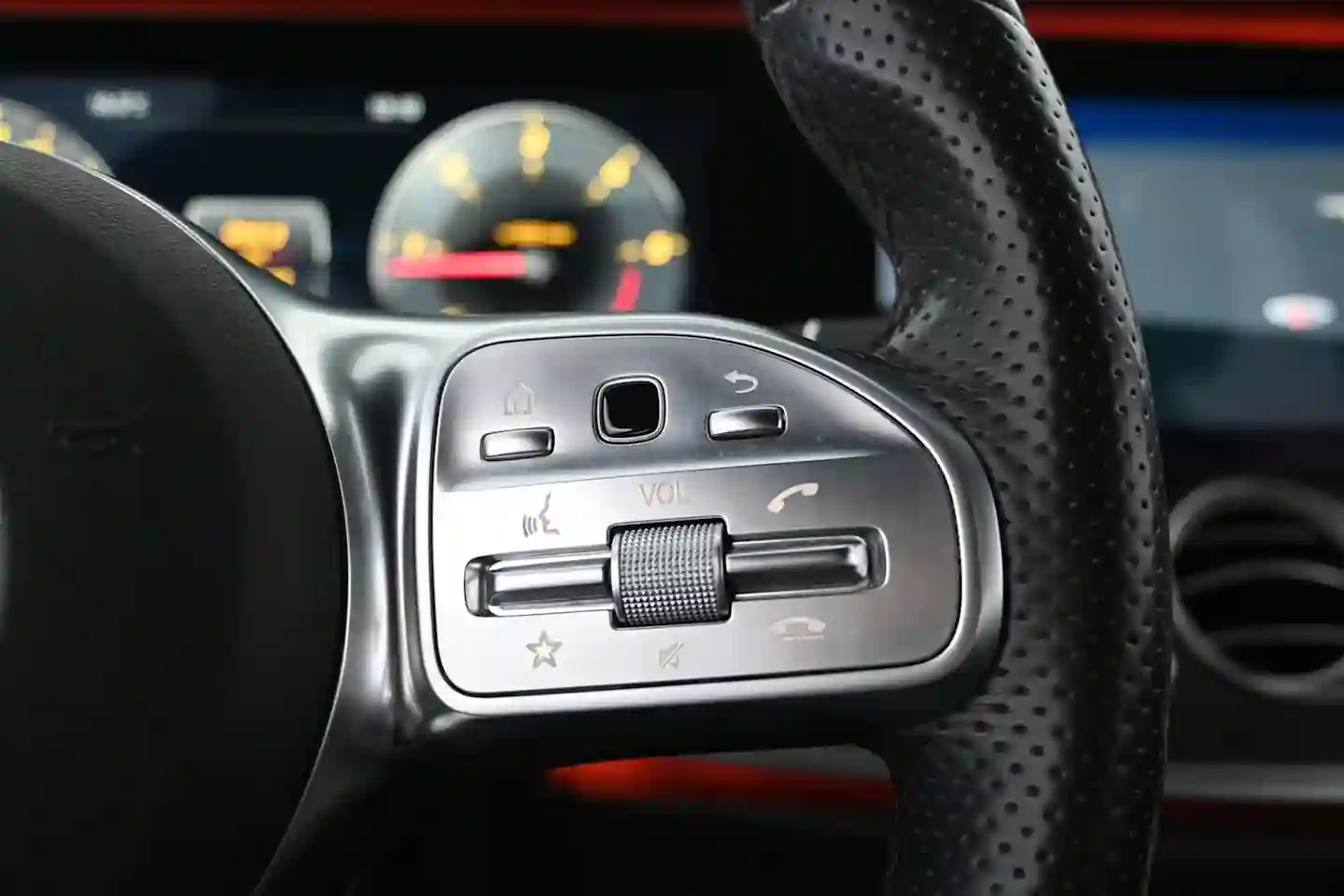 Car Image - 71IW2sAanS9mUPWxxe3yV9