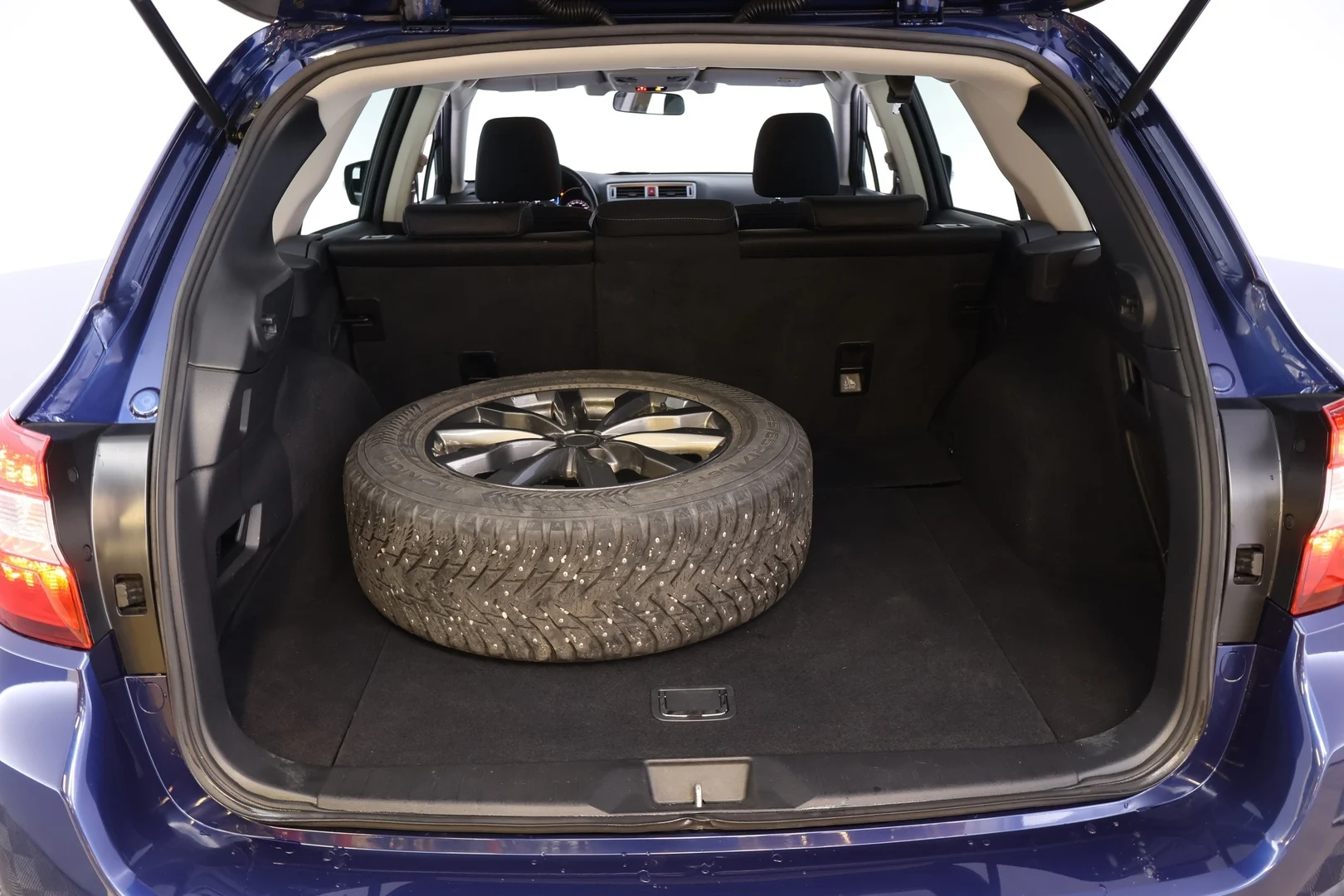 Car Image - 3BU9bbhRXX4cNRlwQU2FWG