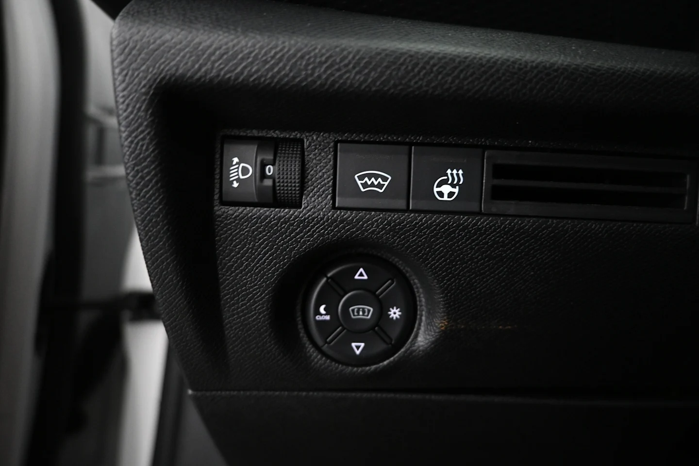 Car Image - 3olIPgj792PQOr6AdHpHBz
