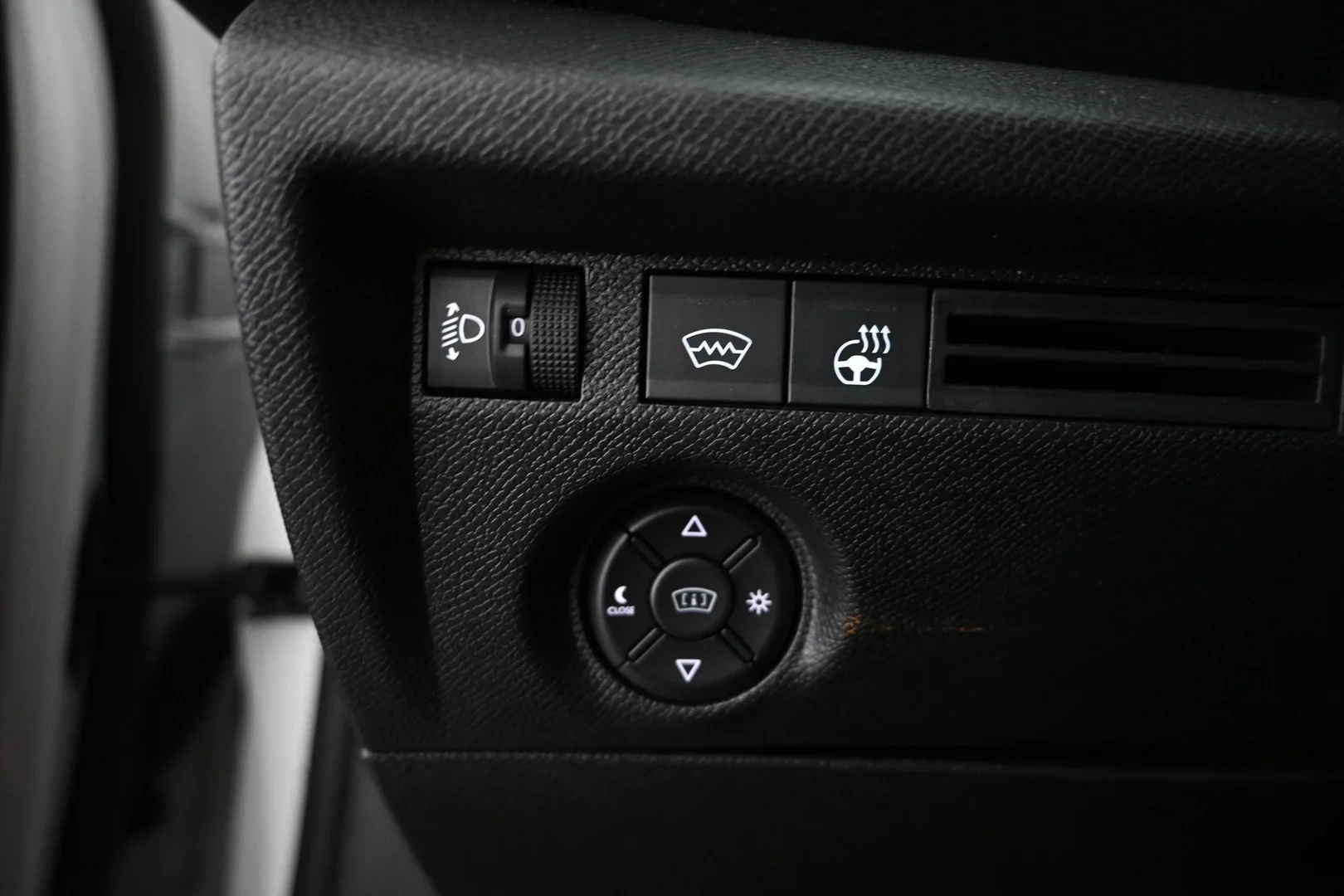 Car Image - 3olIPgj792PQOr6AdHpHBz