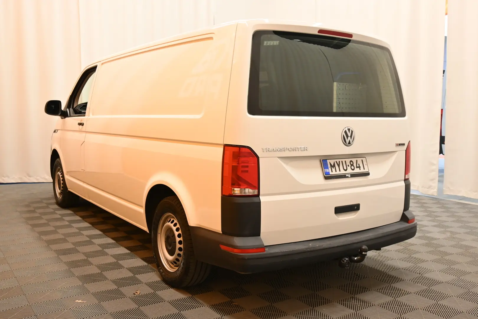 Car Image - 7dnpZ8DwzK8k4fdQISq59Z