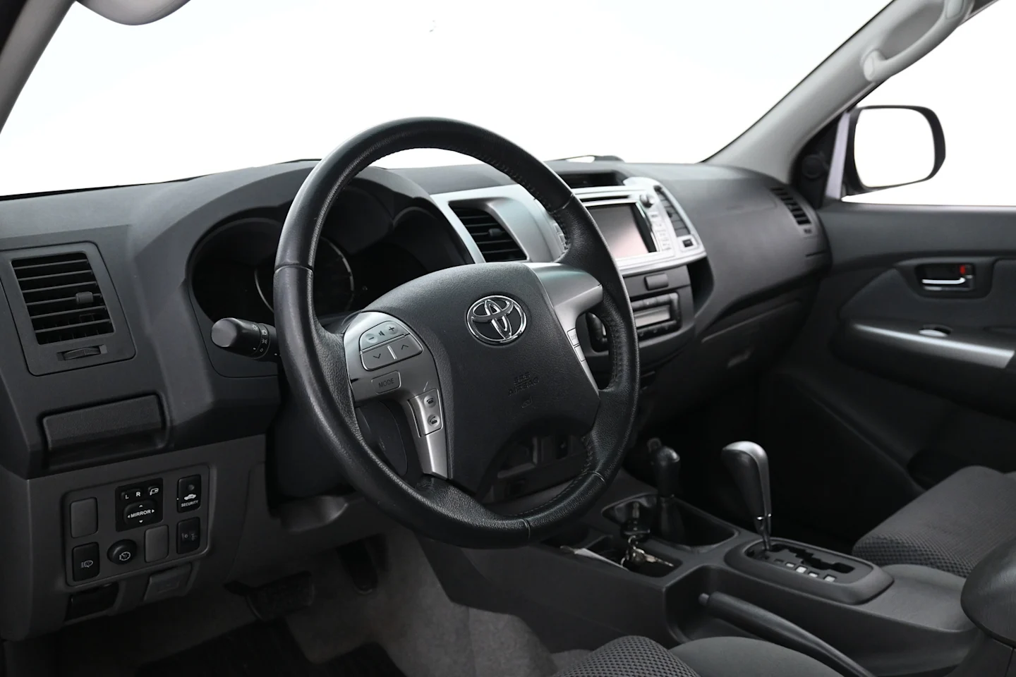 Car Image - 5dBAuPljwyHIuFzoFYdTlV