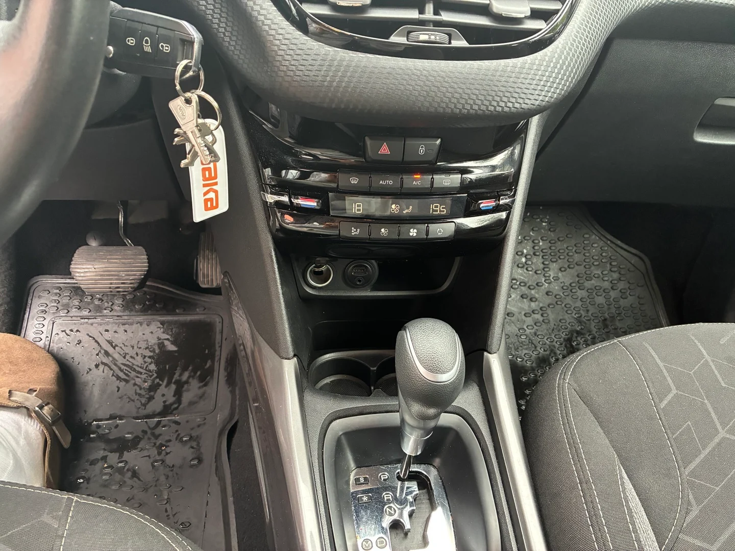 Car Image - 5PRuywoZjI4n7R4fFQSrNL