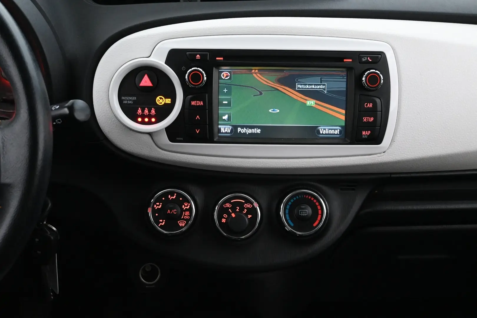 Car Image - 73x0fcfKm9sH7D4s3JQX7m