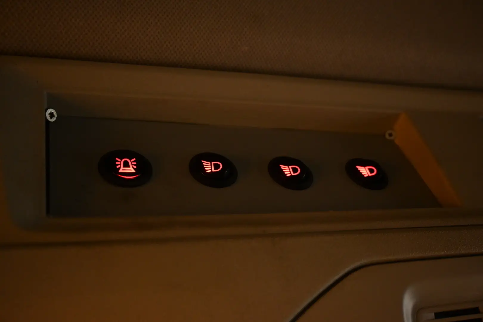 Car Image - 6nYJct0GCO3euZqpsegWUI
