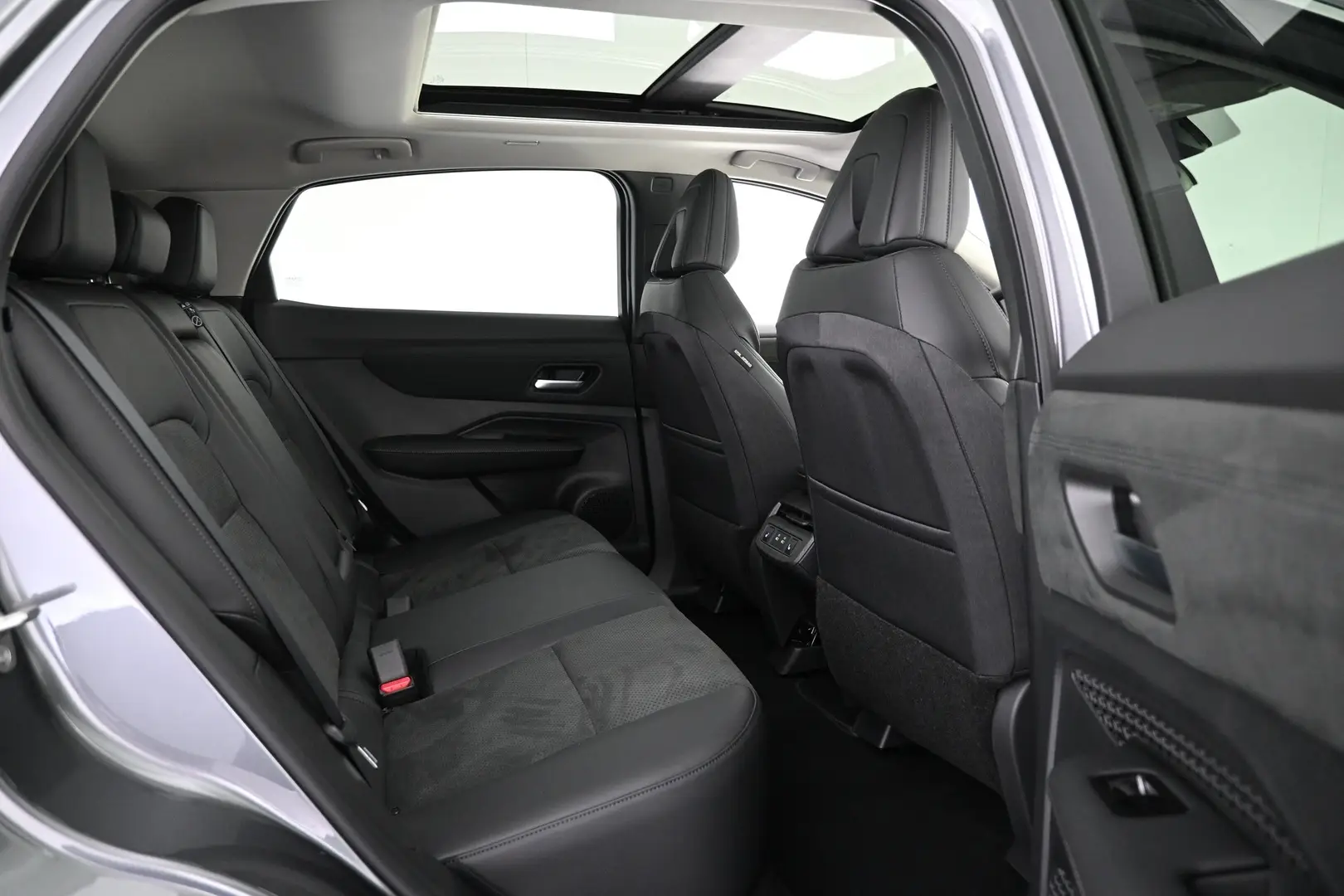 Car Image - 6DFXnV5ZosA8ZgQ8udY5Gt