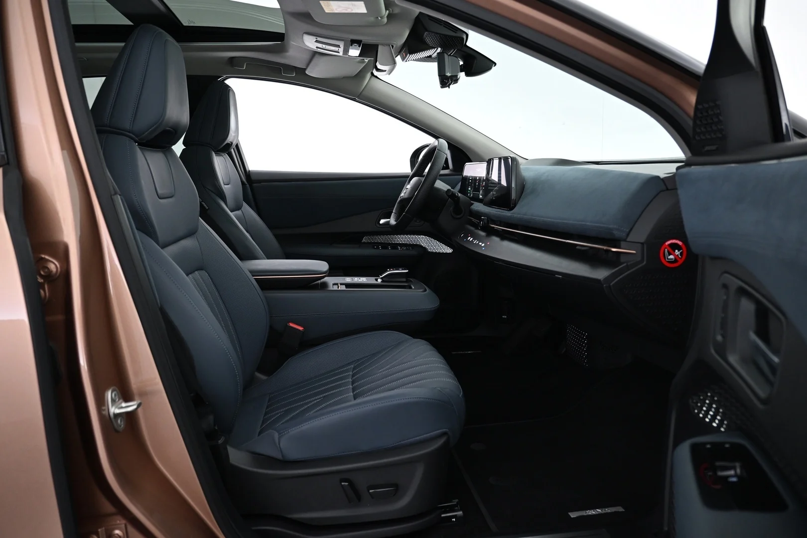 Car Image - 18UjTnLHSFbwKCLdXeIwFg