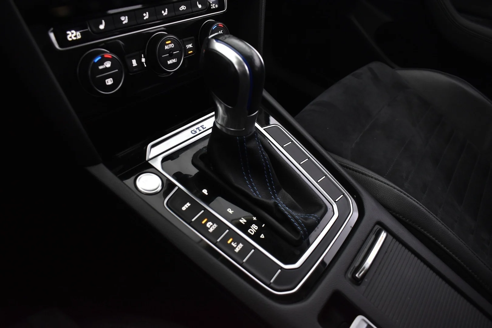 Car Image - 5i960kutzkhLwMeN230bsf