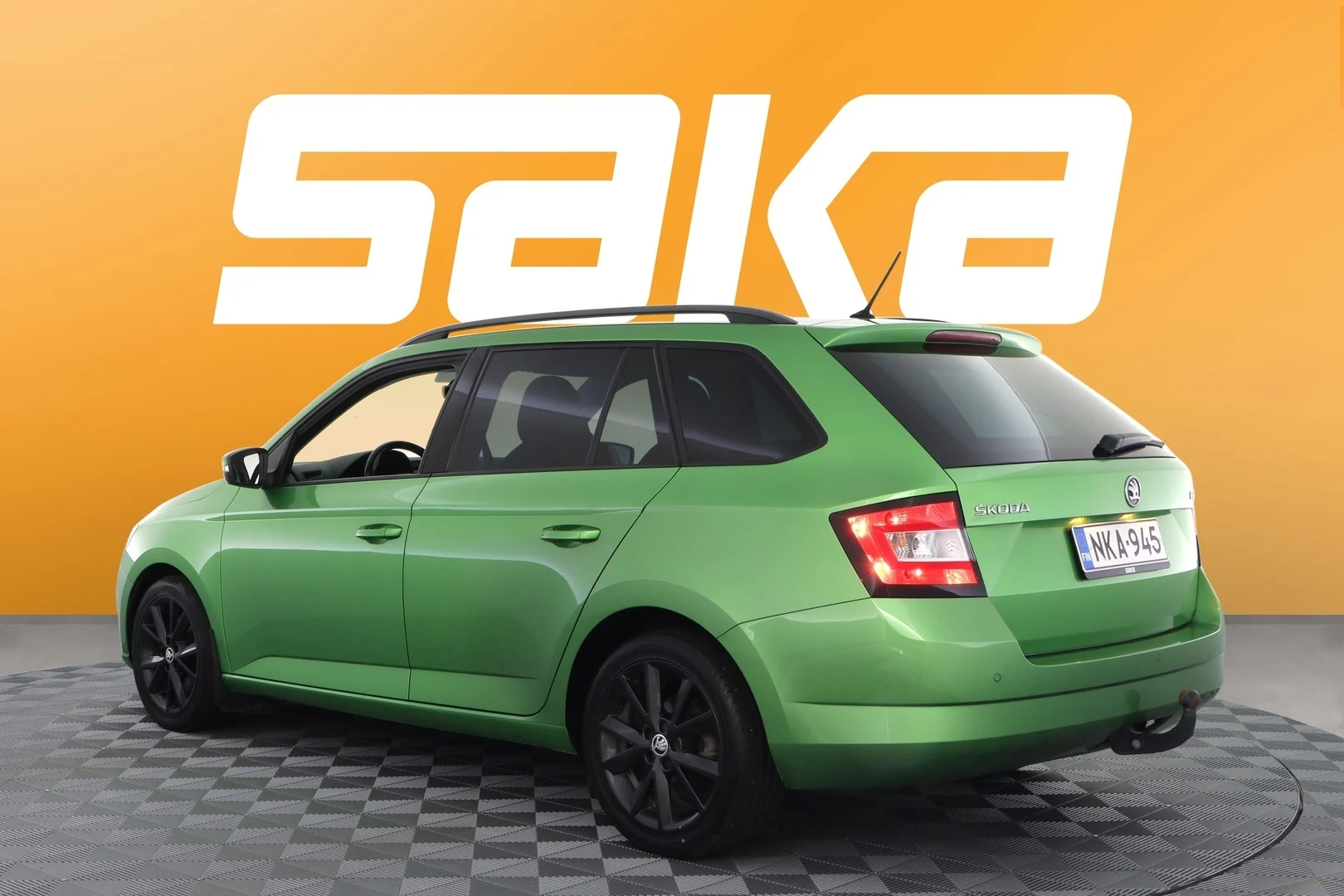 Car Image - 6lhMznVs6TXX85L2XpKu4Q