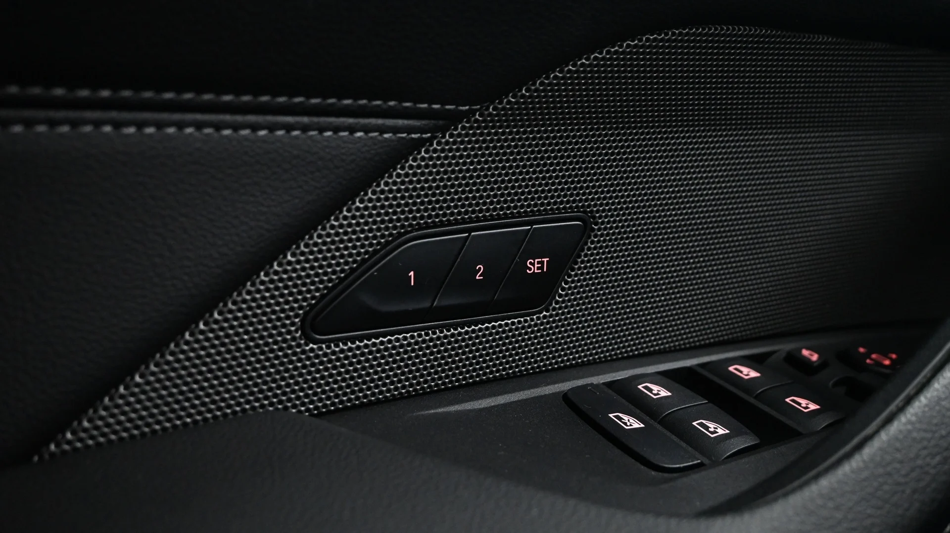 Car Image - 66OtdnNyVNUeOIpcVy0j02