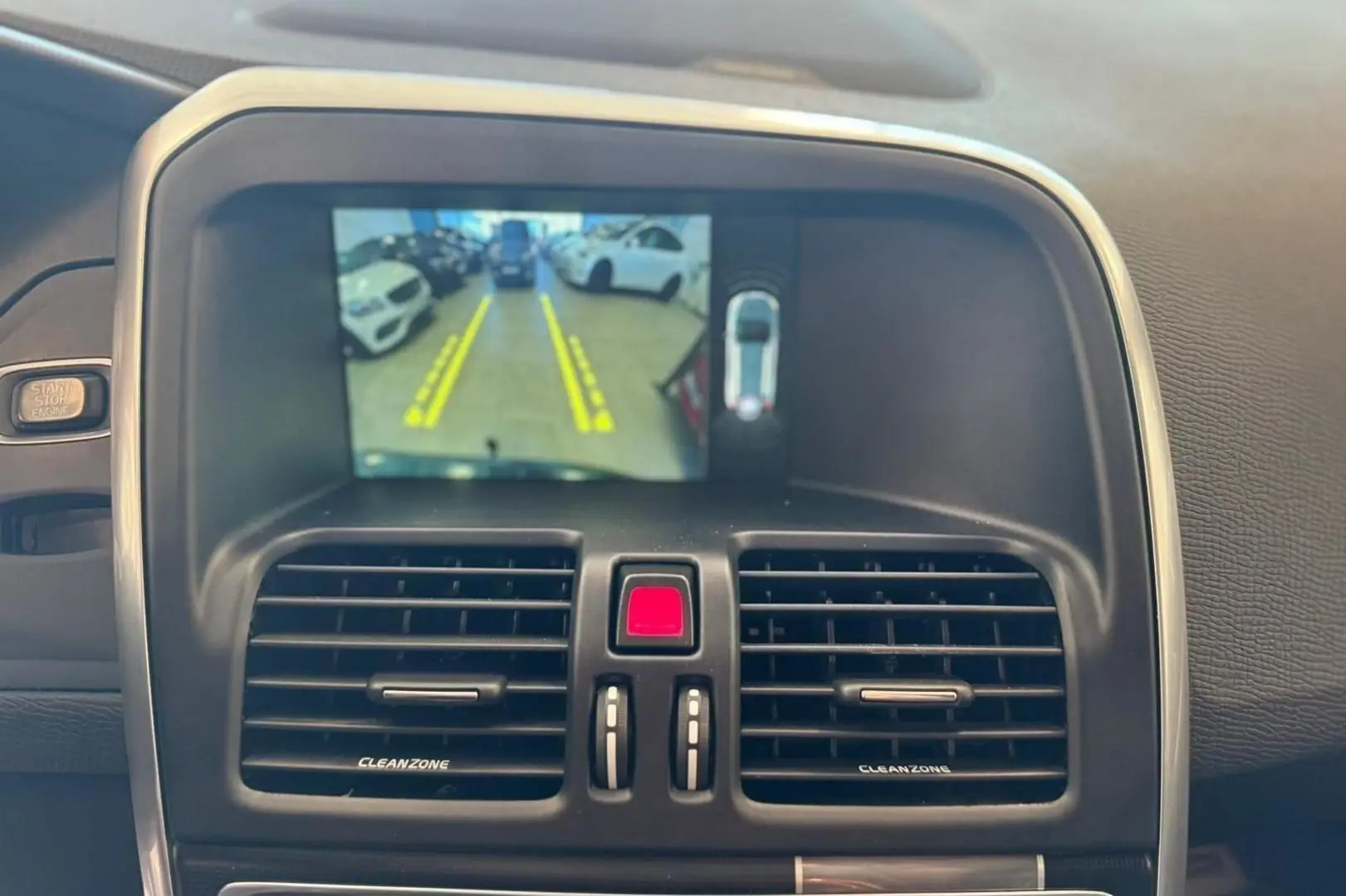 Car Image - 7pwdkbcgFGyTnE7vgDDndU