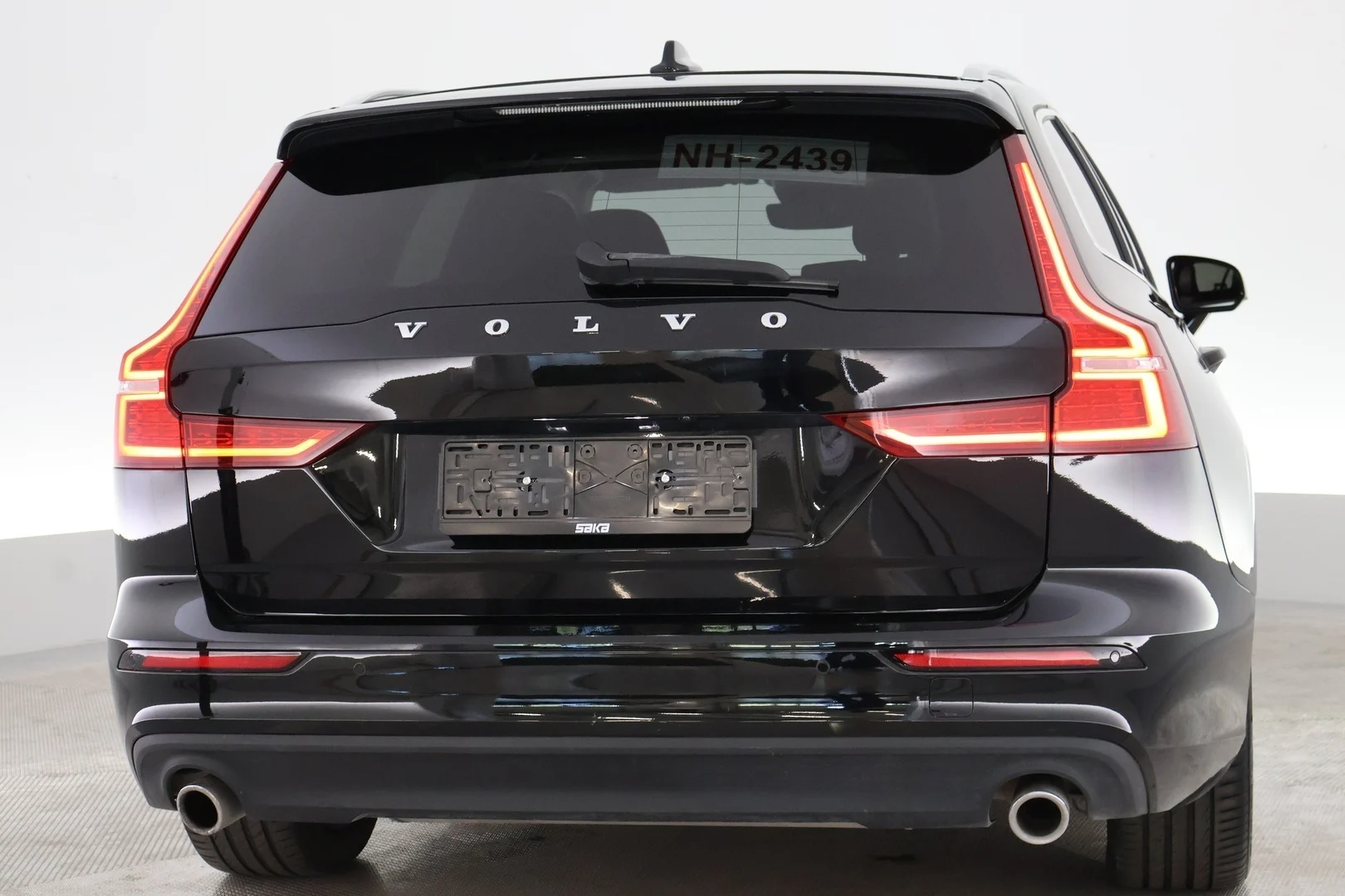 Car Image - 7HbRmK4iwWCt7UxQaiUrYh