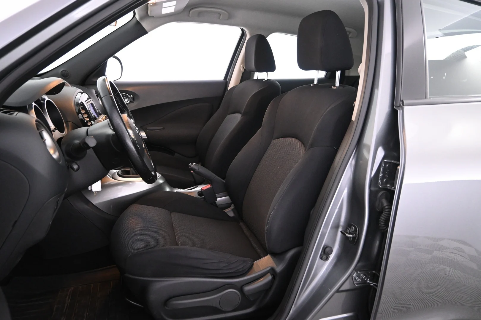 Car Image - 1HdjzY1sXjWrwh5t59UCVB