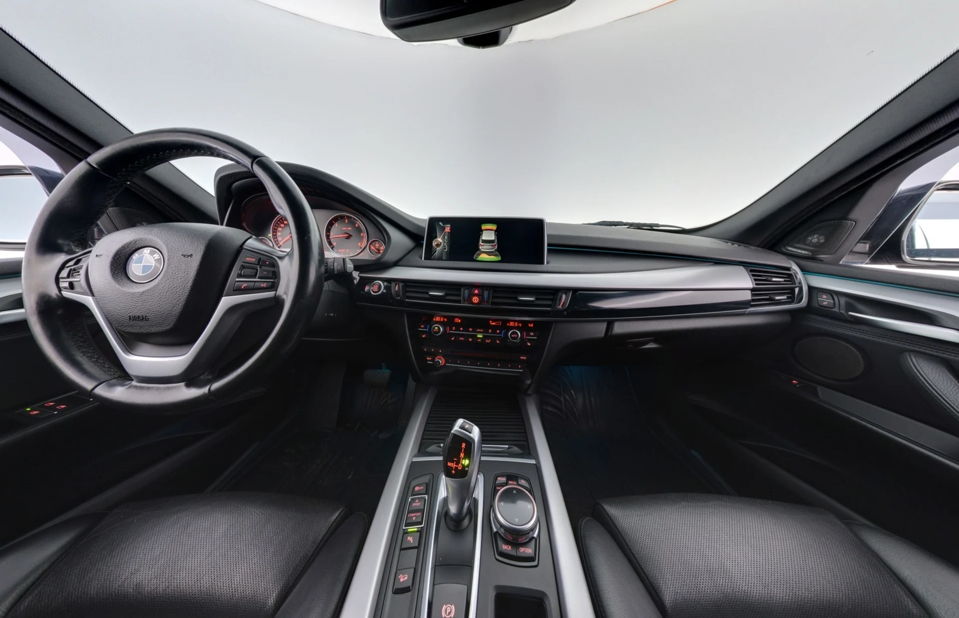 Car Image - 61bNvYVq0zFWkNkkgQVZY