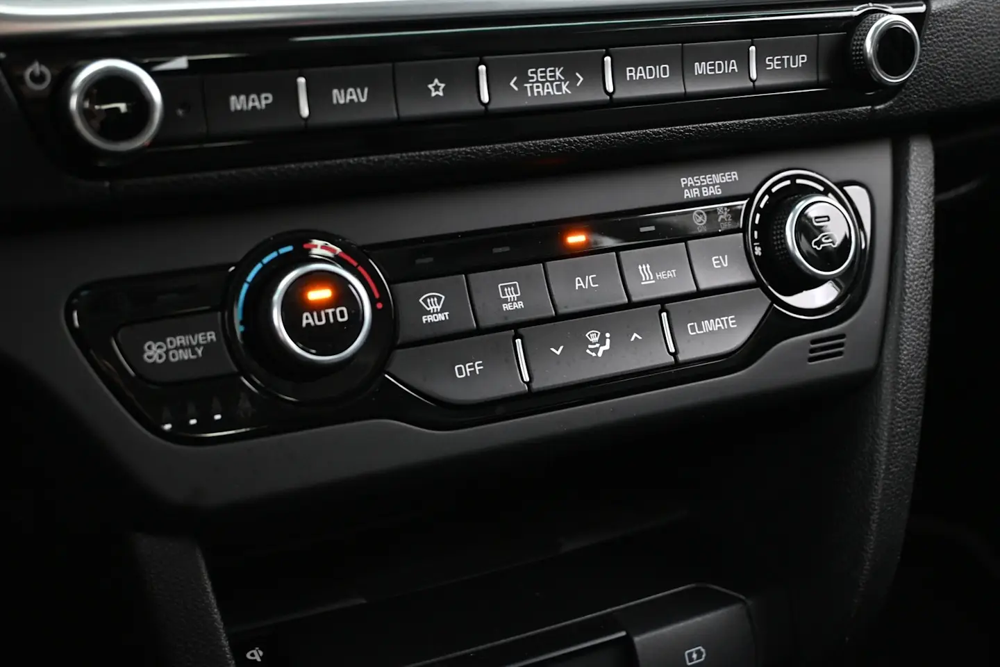 Car Image - 6vmYP1weCkxdDhK3WSlT6z