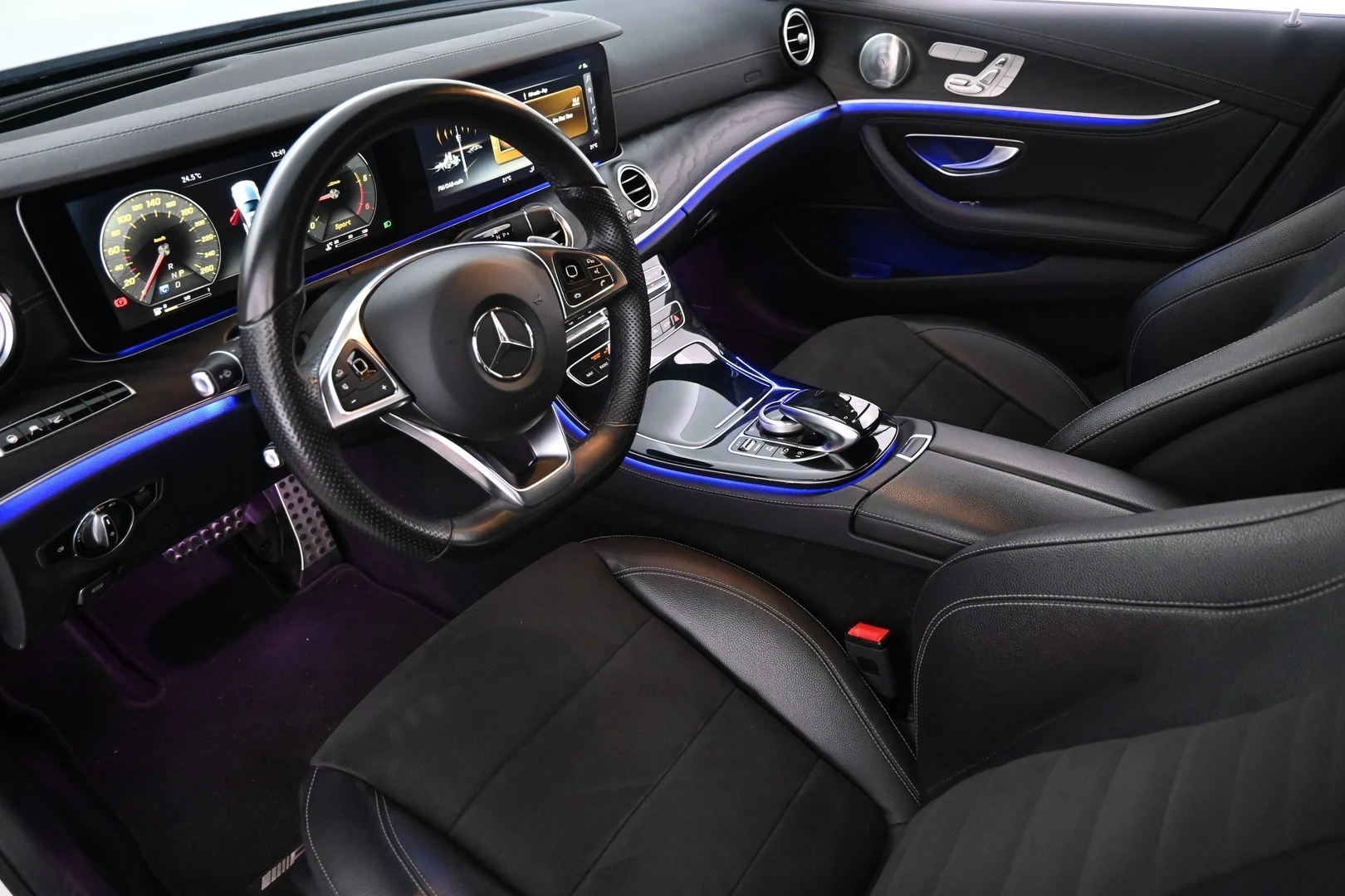 Car Image - 5l8xu6IlEKqyhX5QwkKjOj