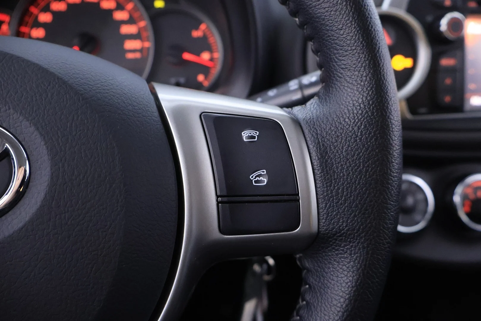 Car Image - 44Z5adCoq7ofXLmFSfxYs1
