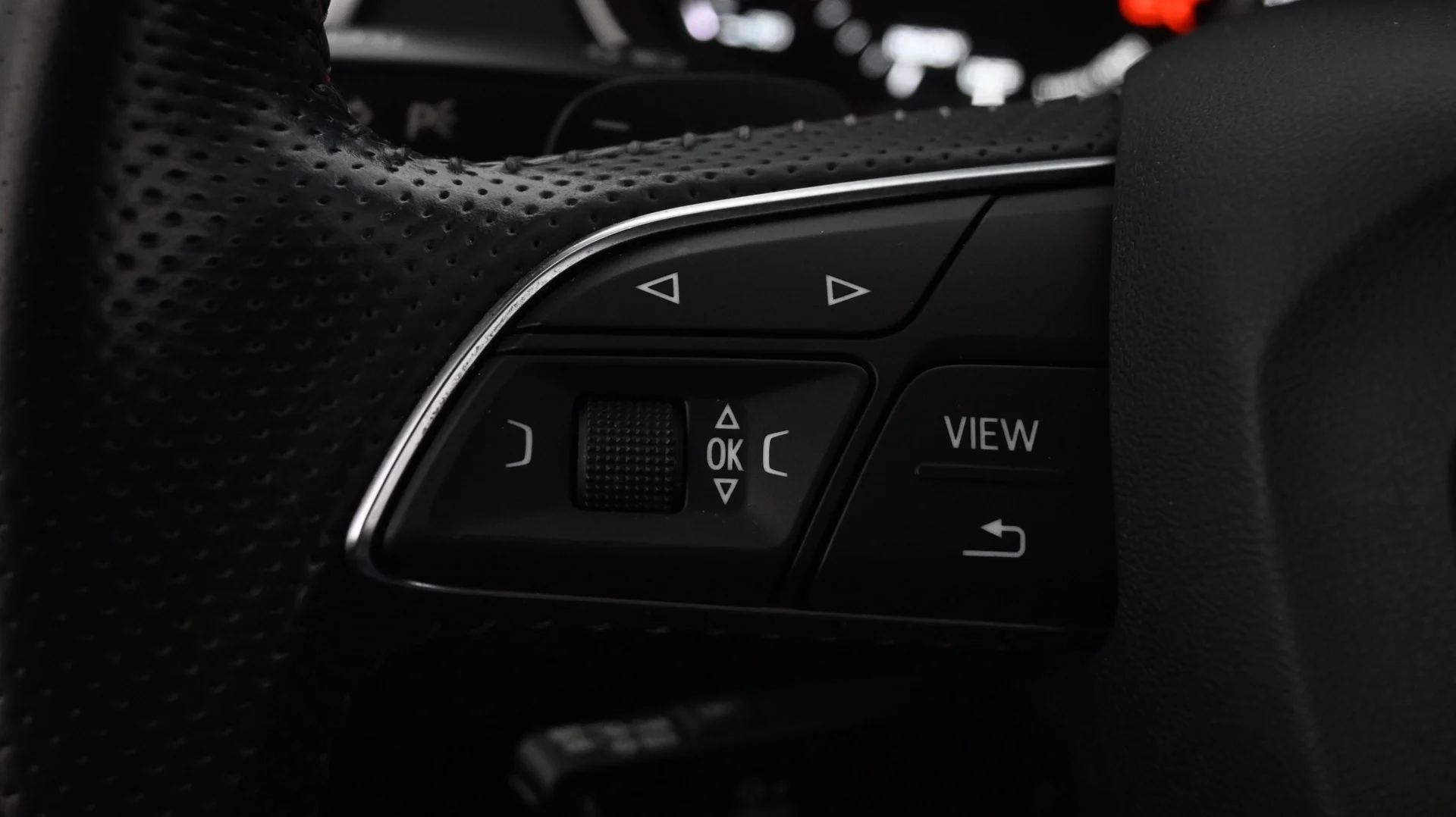 Car Image - 4vXpfN6NgbSkz4PPSyWkxu