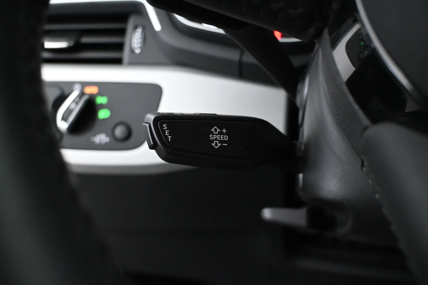 Car Image - 39q3ypuGnLL4P4s0bOcEPP