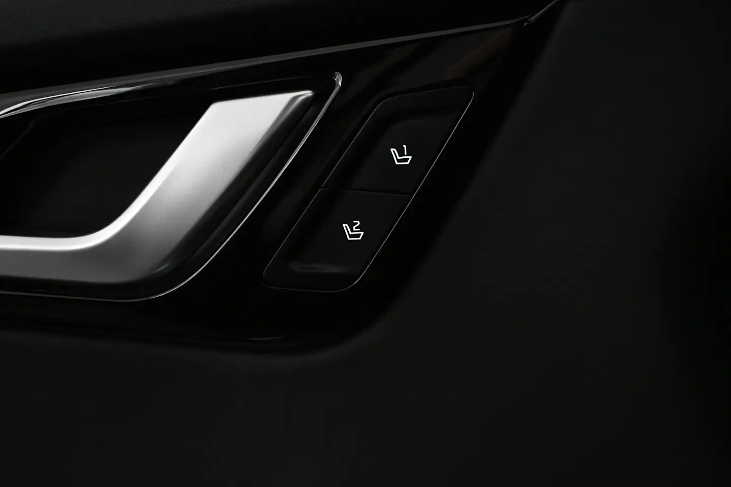 Car Image - 4nM0USsgE8aHFygkB9UWlu