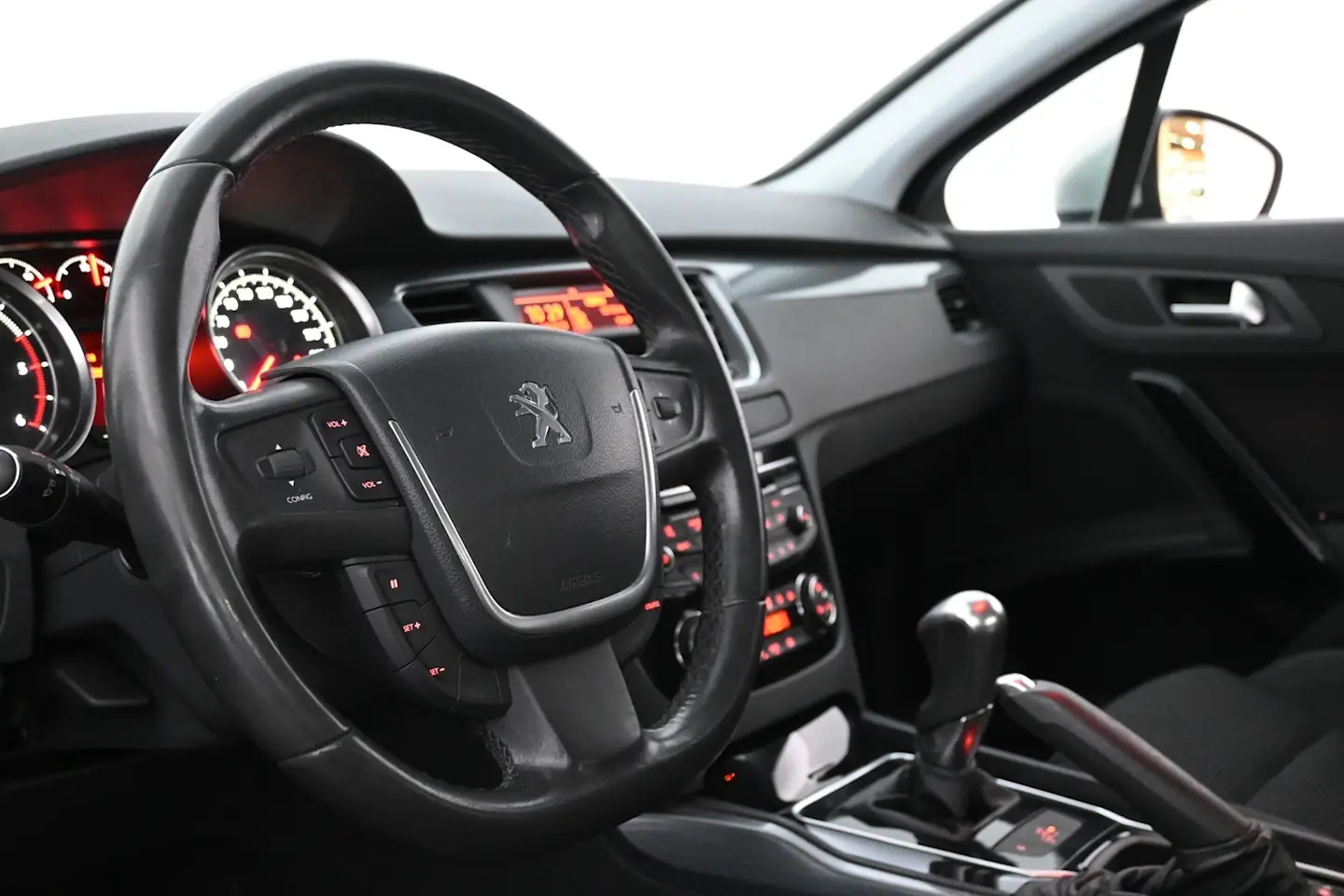 Car Image - 3SHUZgE2GqUVEtihABZdkQ