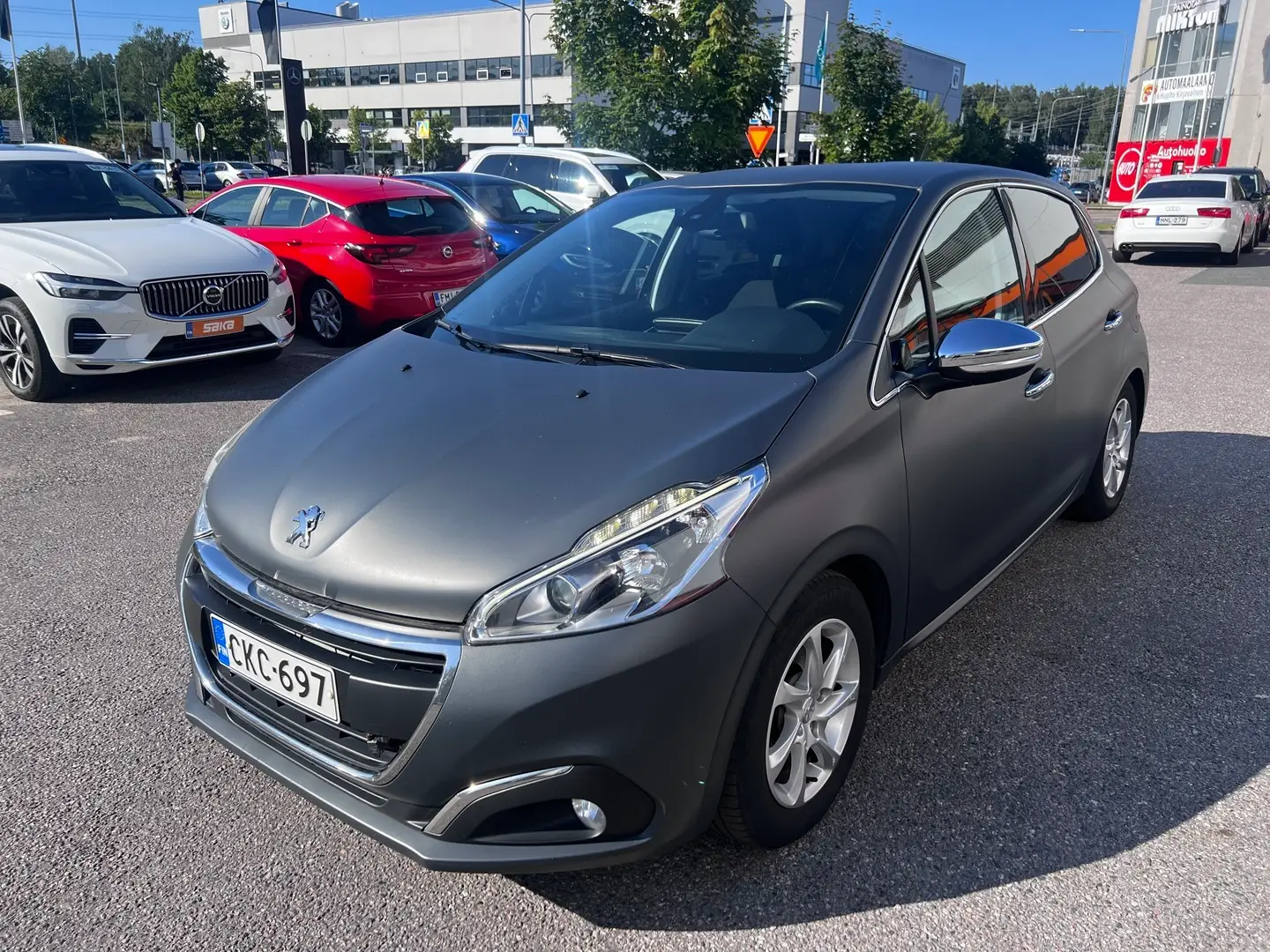 Car Image - 2eVS3098MfzyrZa5kTaJbB