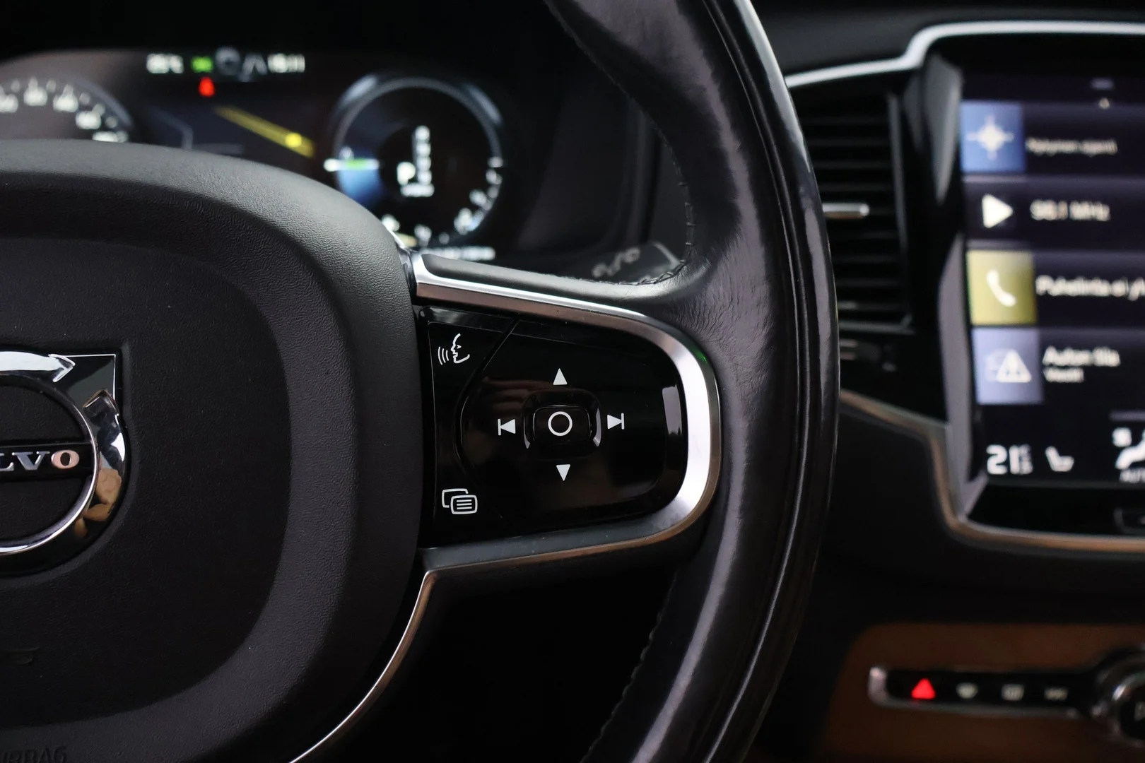 Car Image - 6rnaea8pPkfOxpszXGqtZ